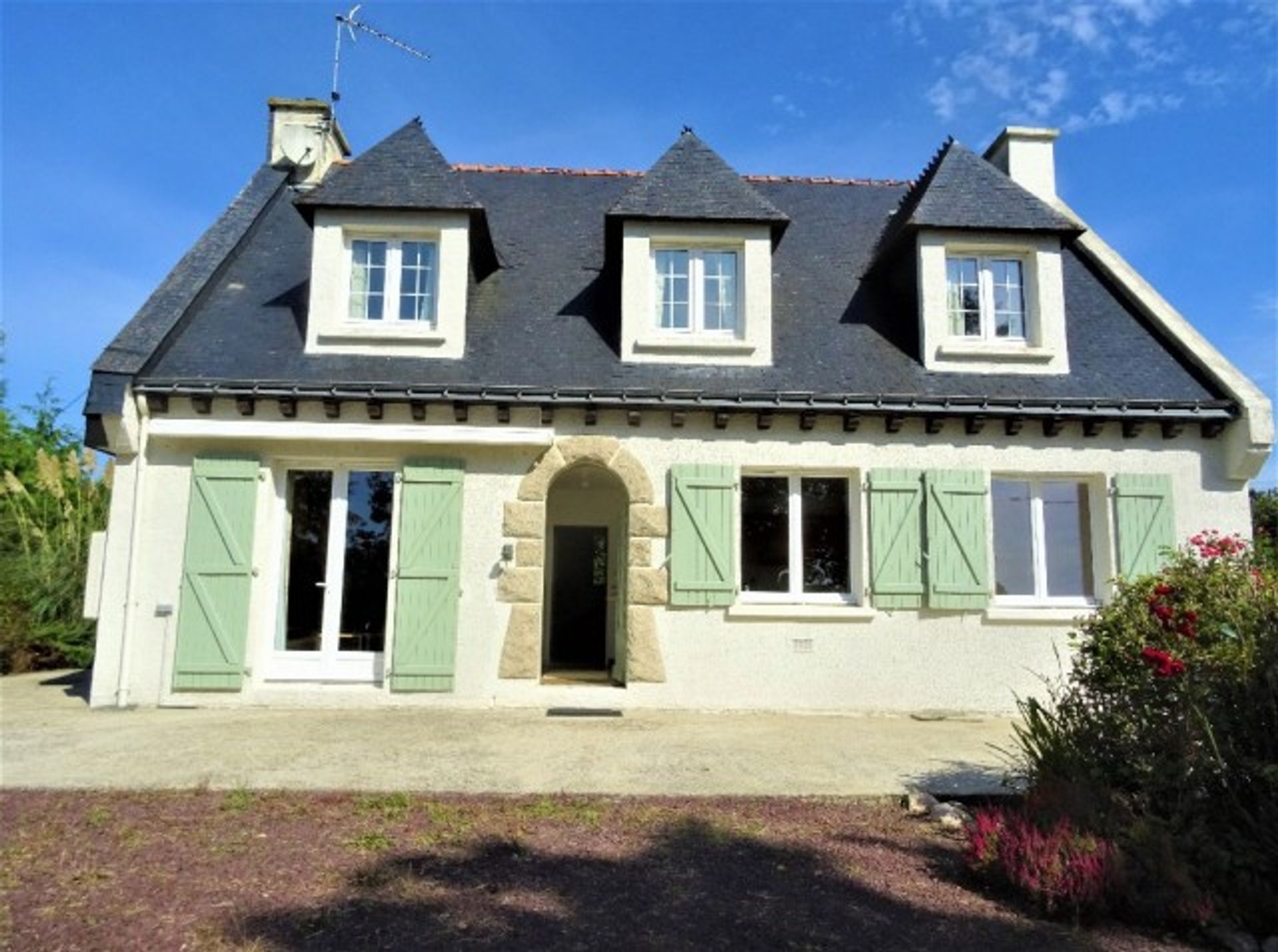 Rumah di Mohon, Bretagne 10093804