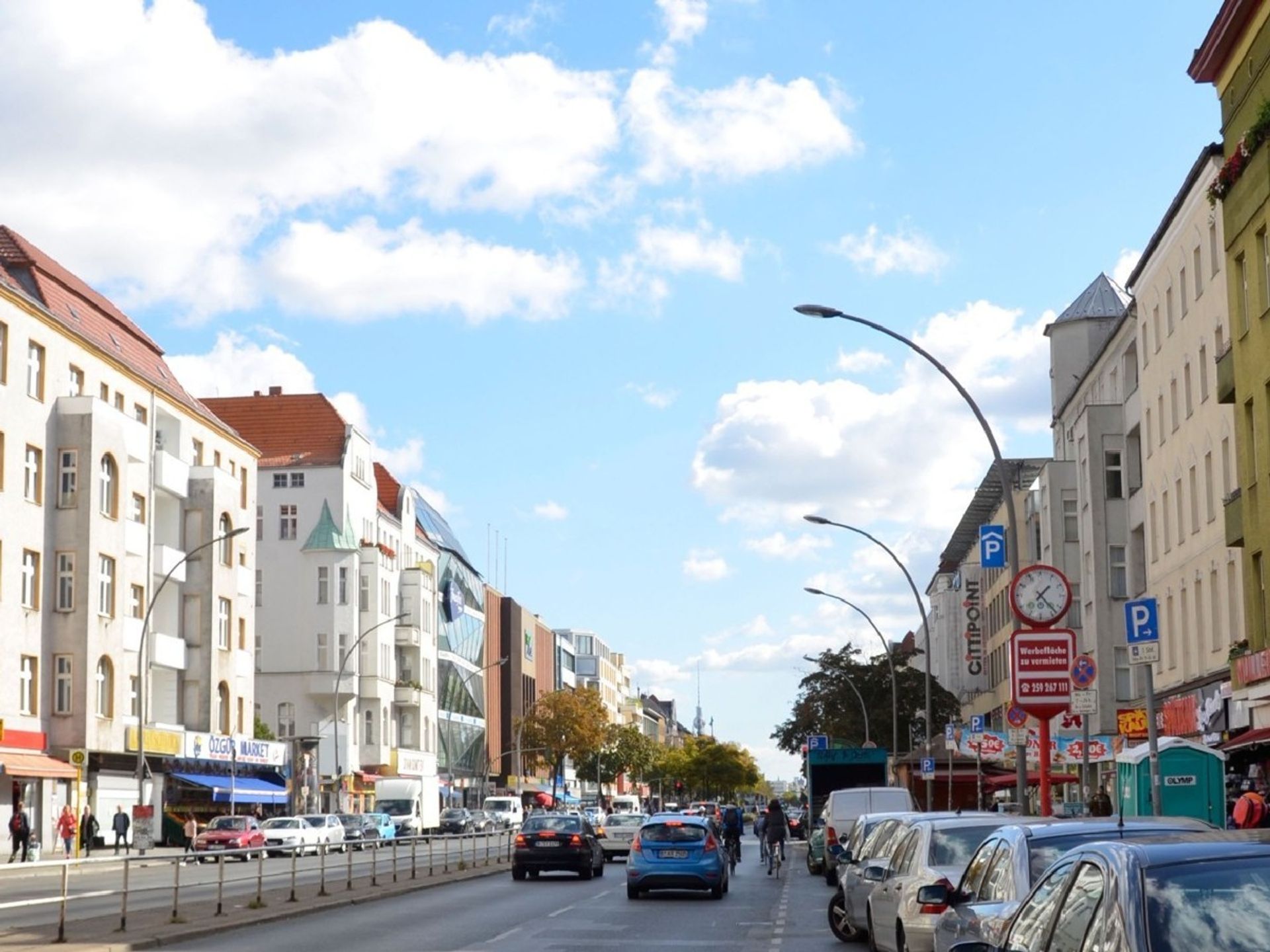 सम्मिलित में Reinickendorf, Berlin 10093834