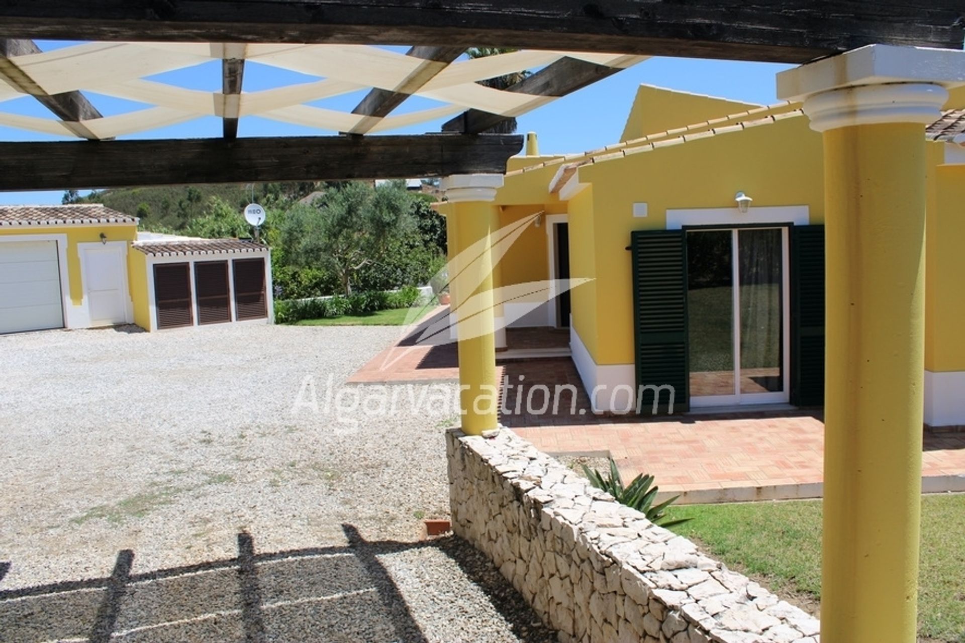 House in Alvor, Algarve 10093862