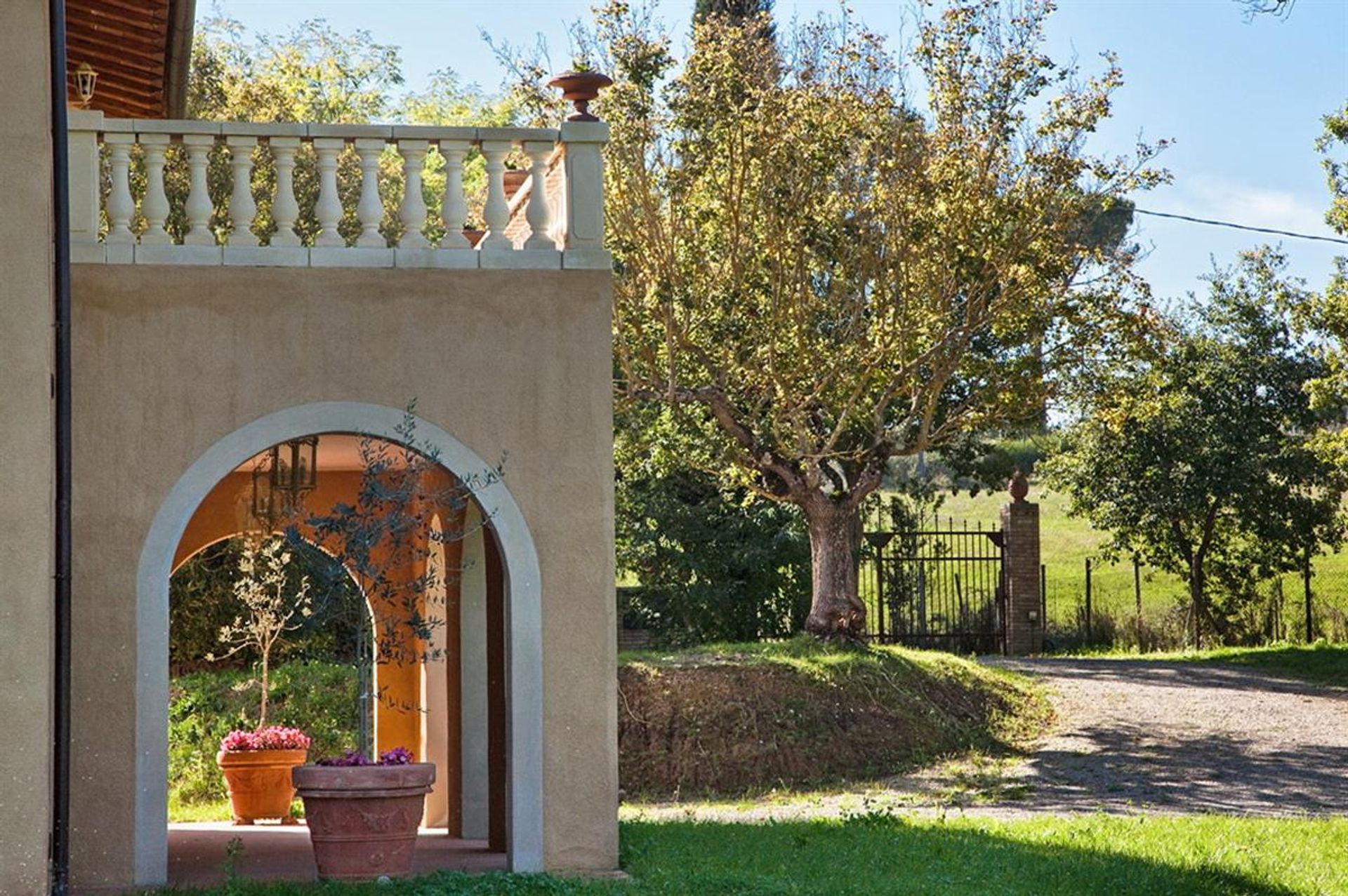 Casa nel San Giovanni D'asso, Tuscany 10094028