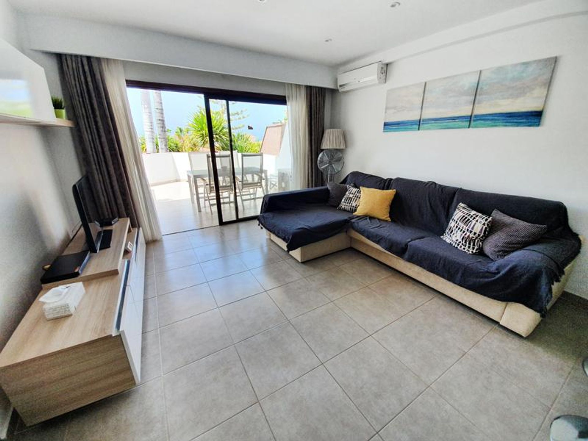 Condominium in El Abrigo, Canary Islands 10094081