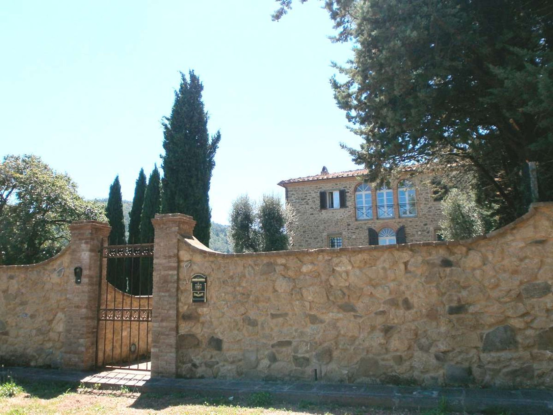 rumah dalam Chianni, Tuscany 10094162