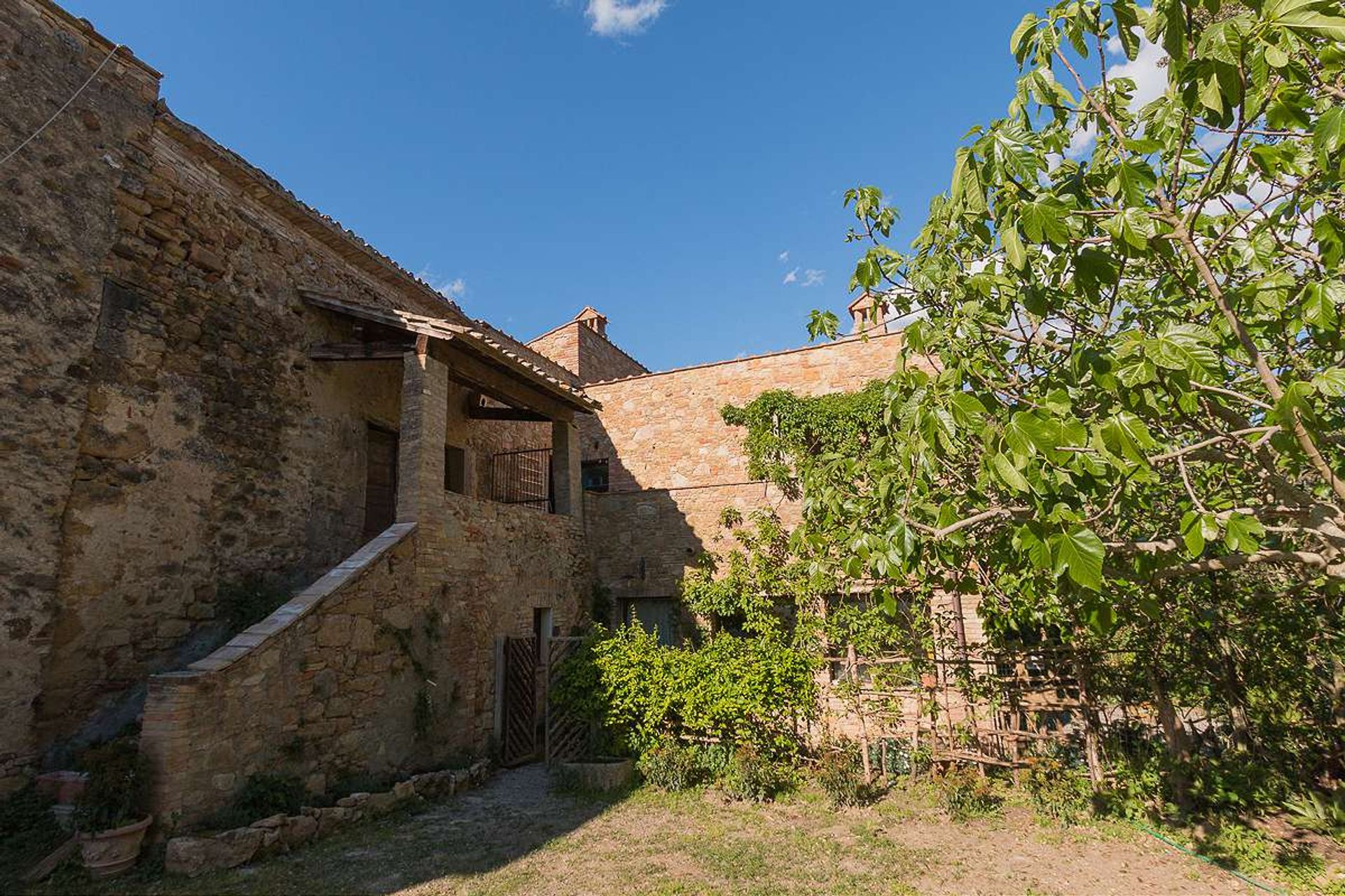 Rumah di San Gimignano, Toskana 10094193