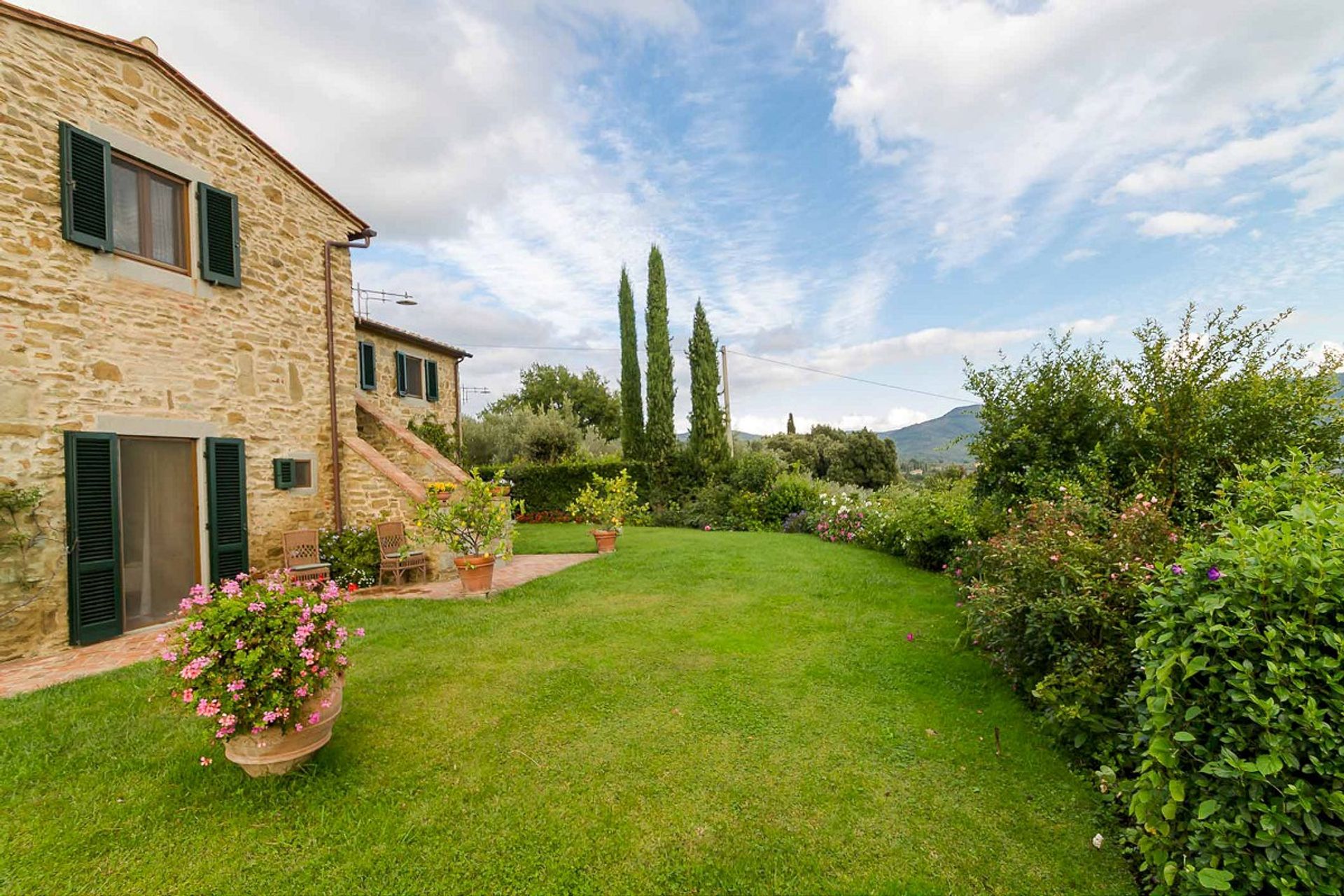 House in Cortona, Tuscany 10094229