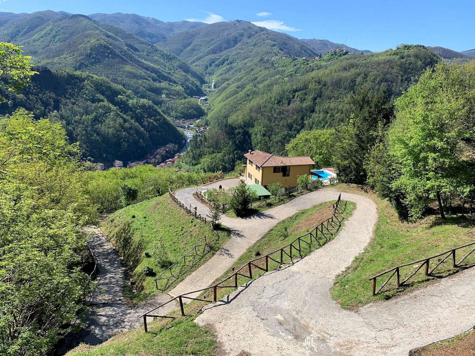 House in Bagni Di Lucca, Tuscany 10094251