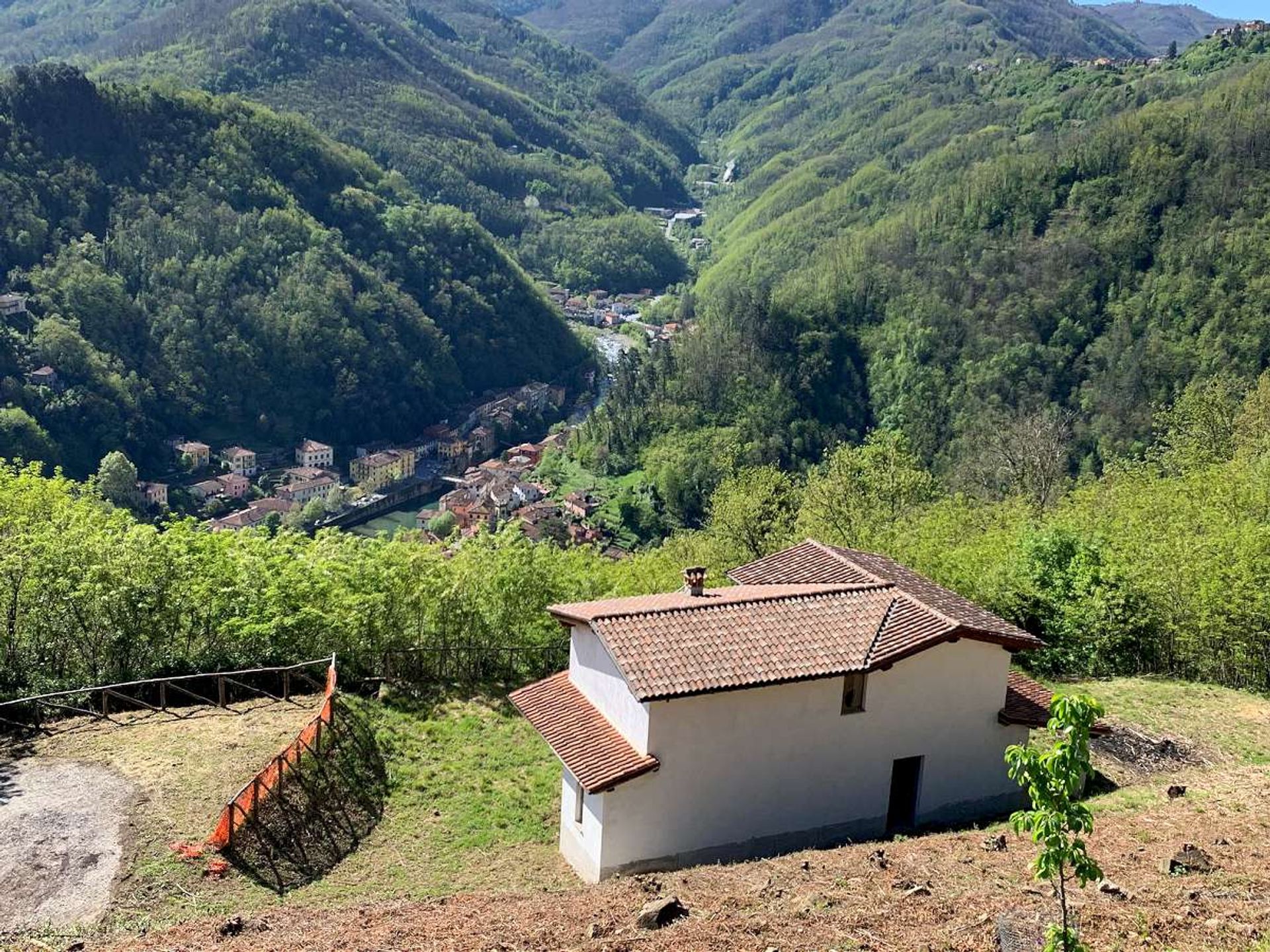 House in Bagni Di Lucca, Tuscany 10094251