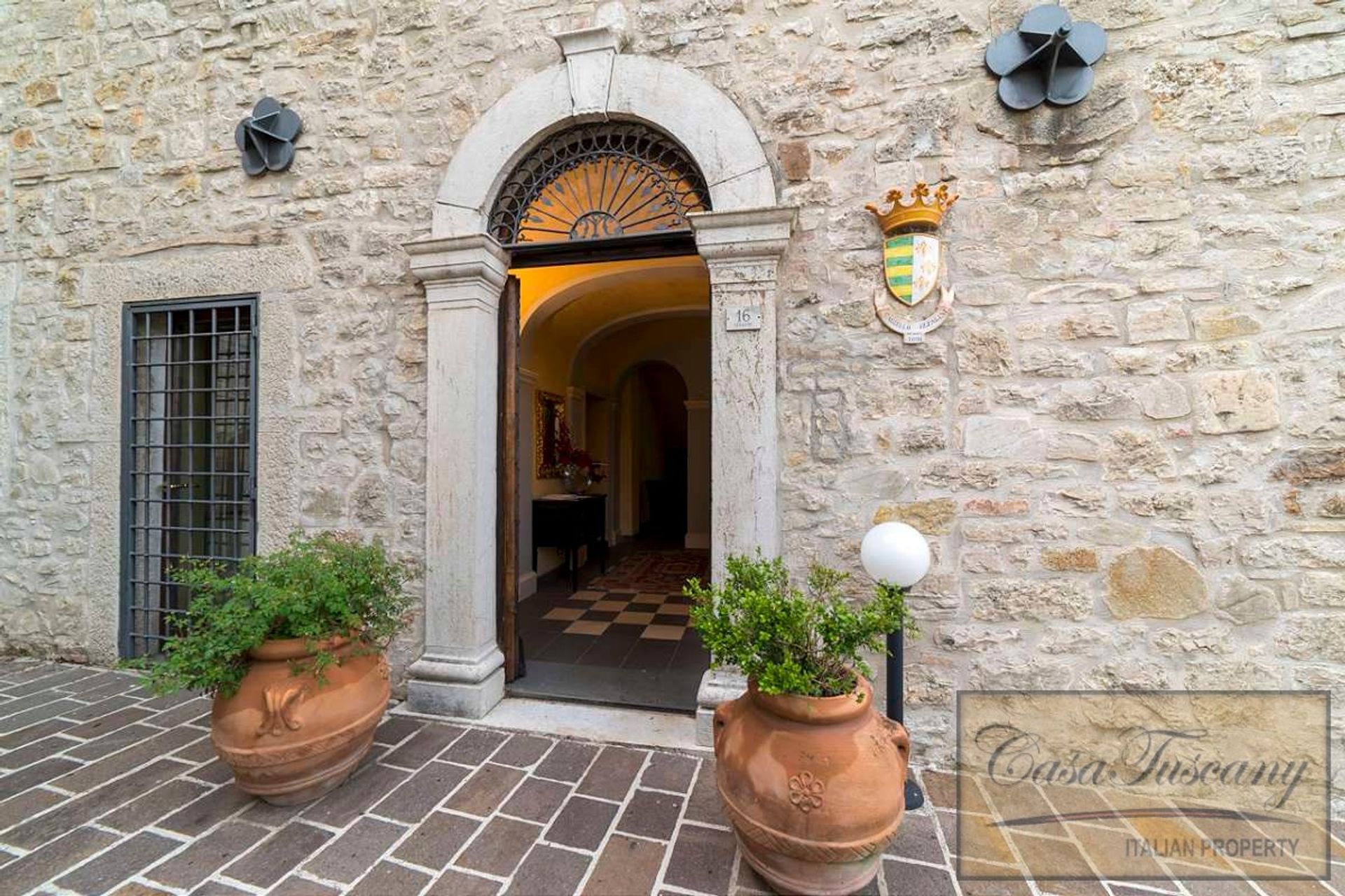 Condominium in Todi, Umbria 10094348