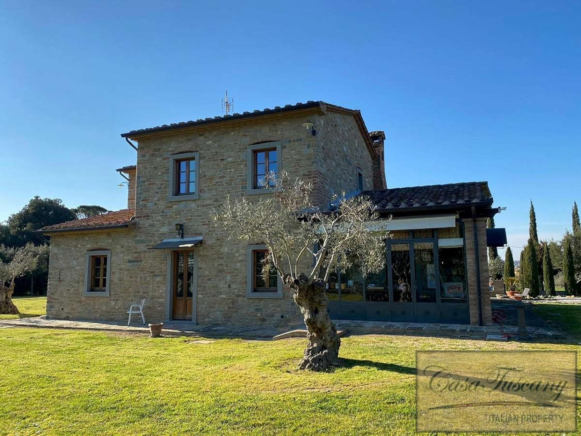 House in Cortona, Tuscany 10094435