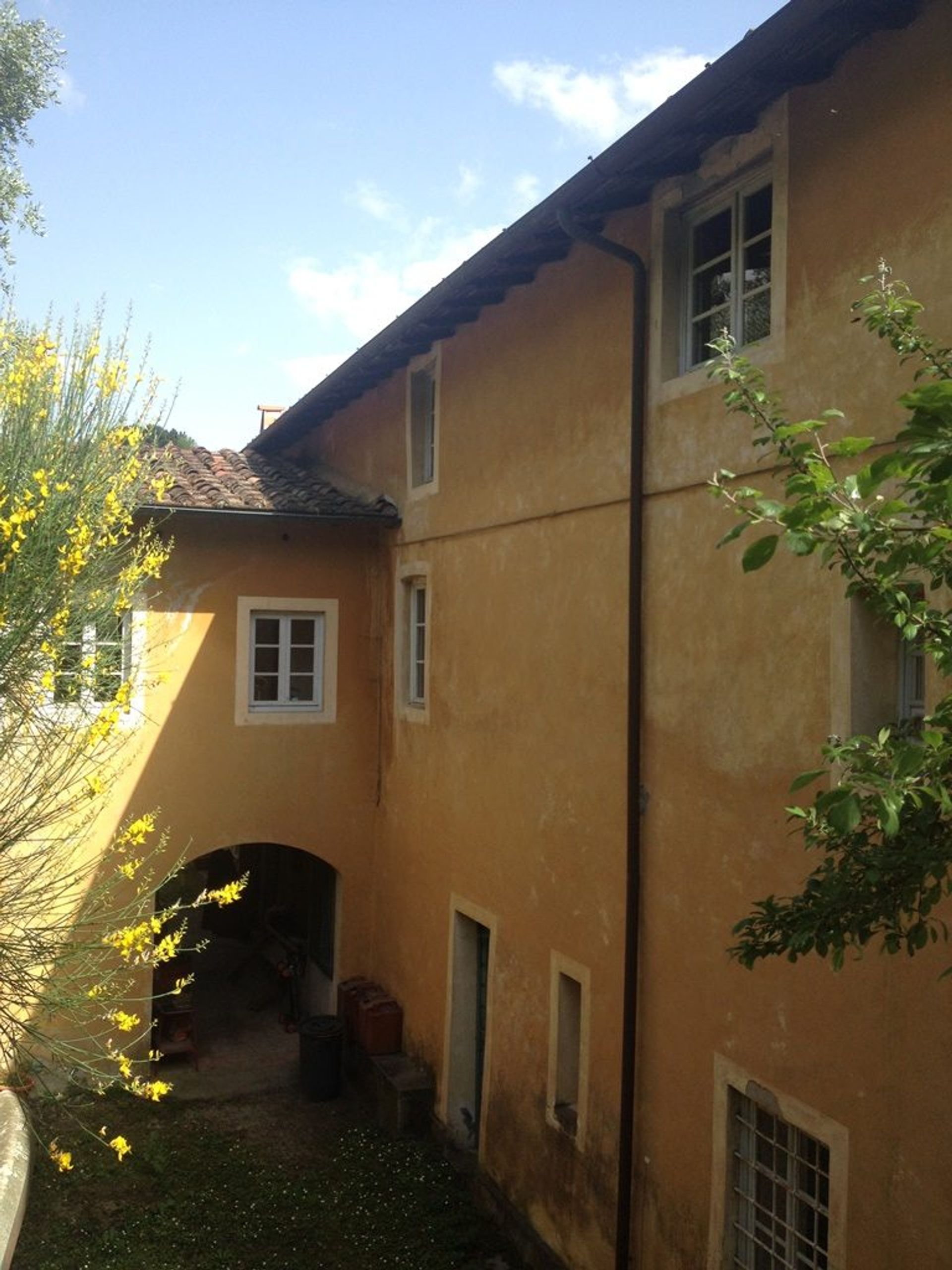 Rumah di Lucca, Tuscany 10094439