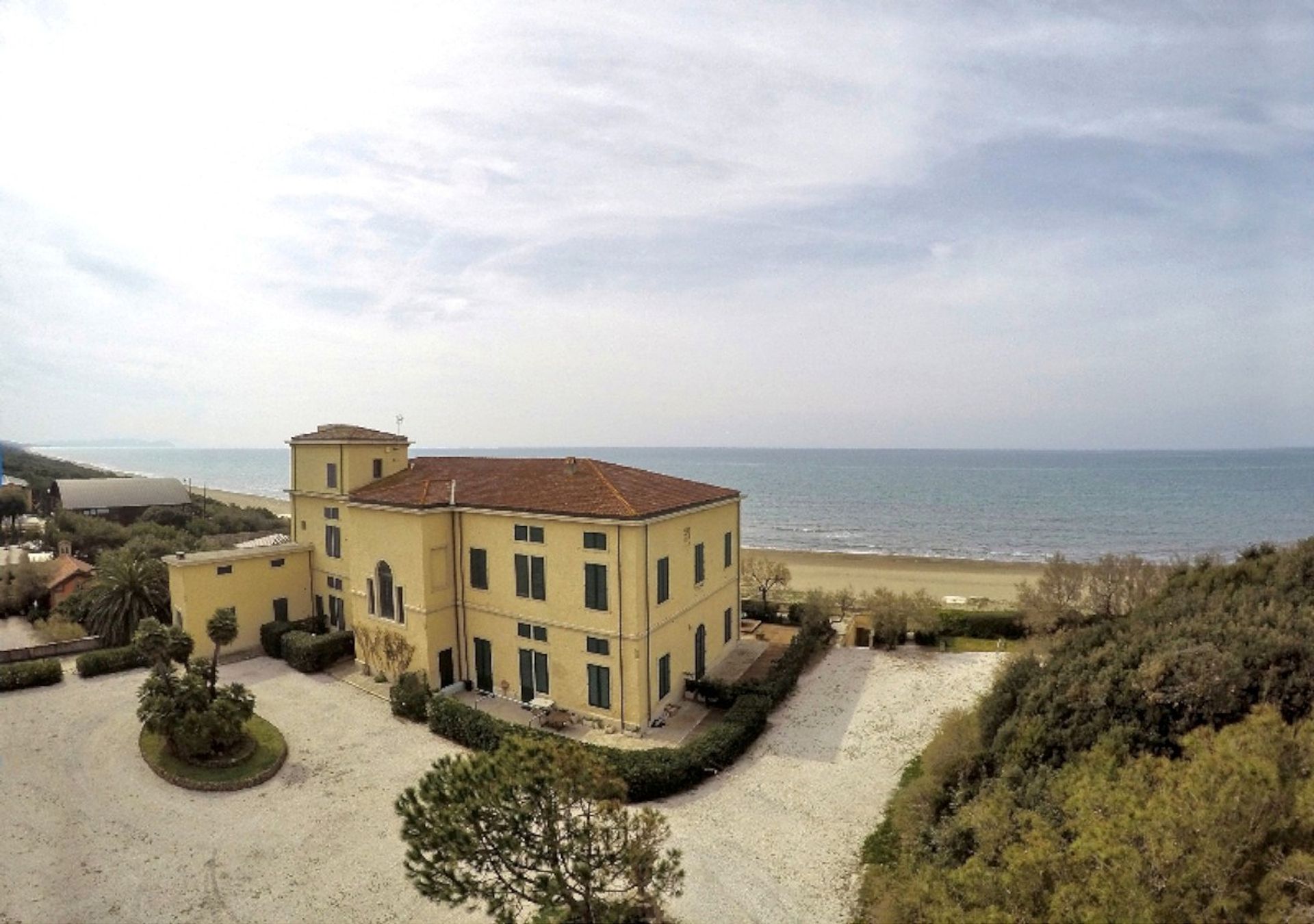 Condominium dans Castagneto Carducci, Tuscany 10094443