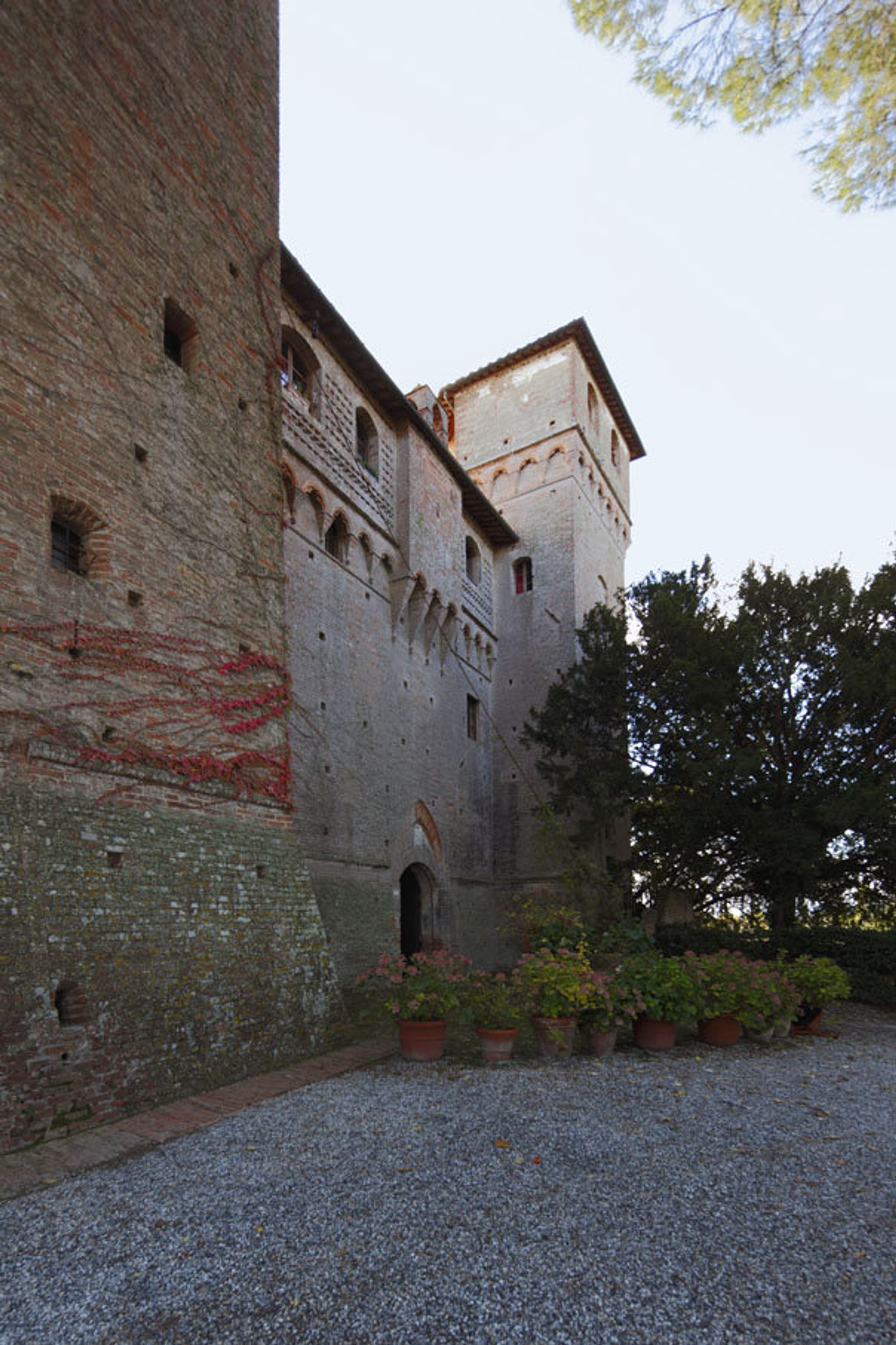 عمارات في Siena, Tuscany 10094578