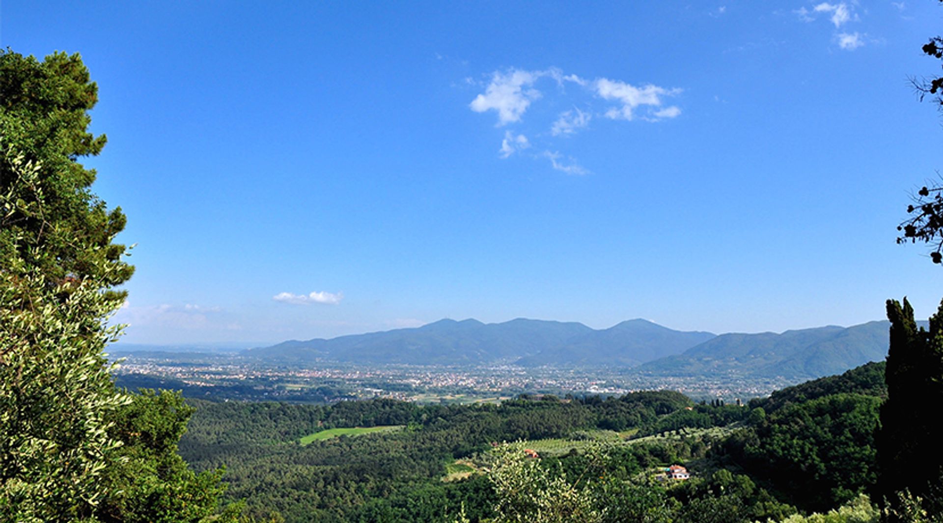 House in Lucca, Tuscany 10094601