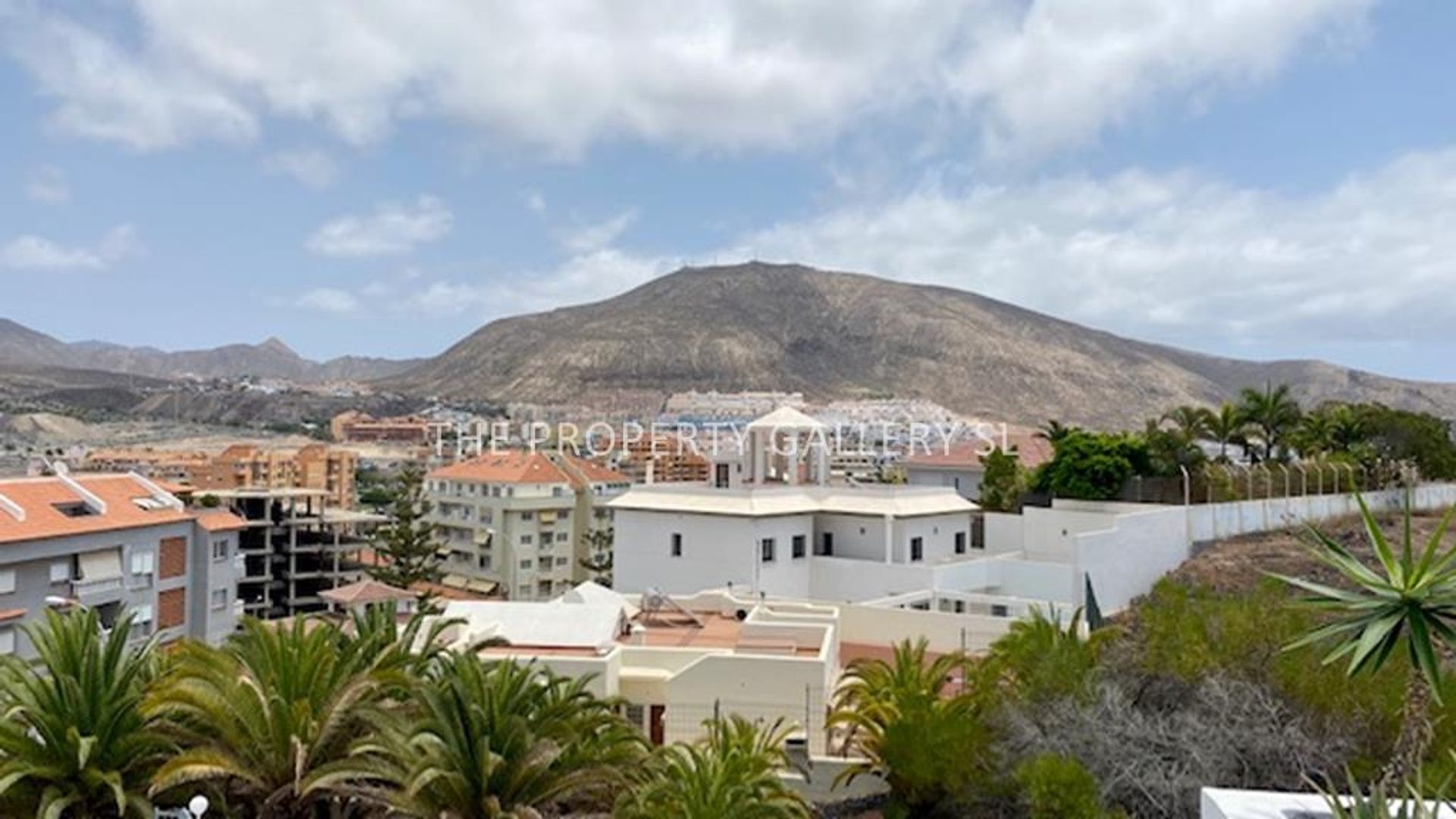 Кондоминиум в Arona, Tenerife 10094633