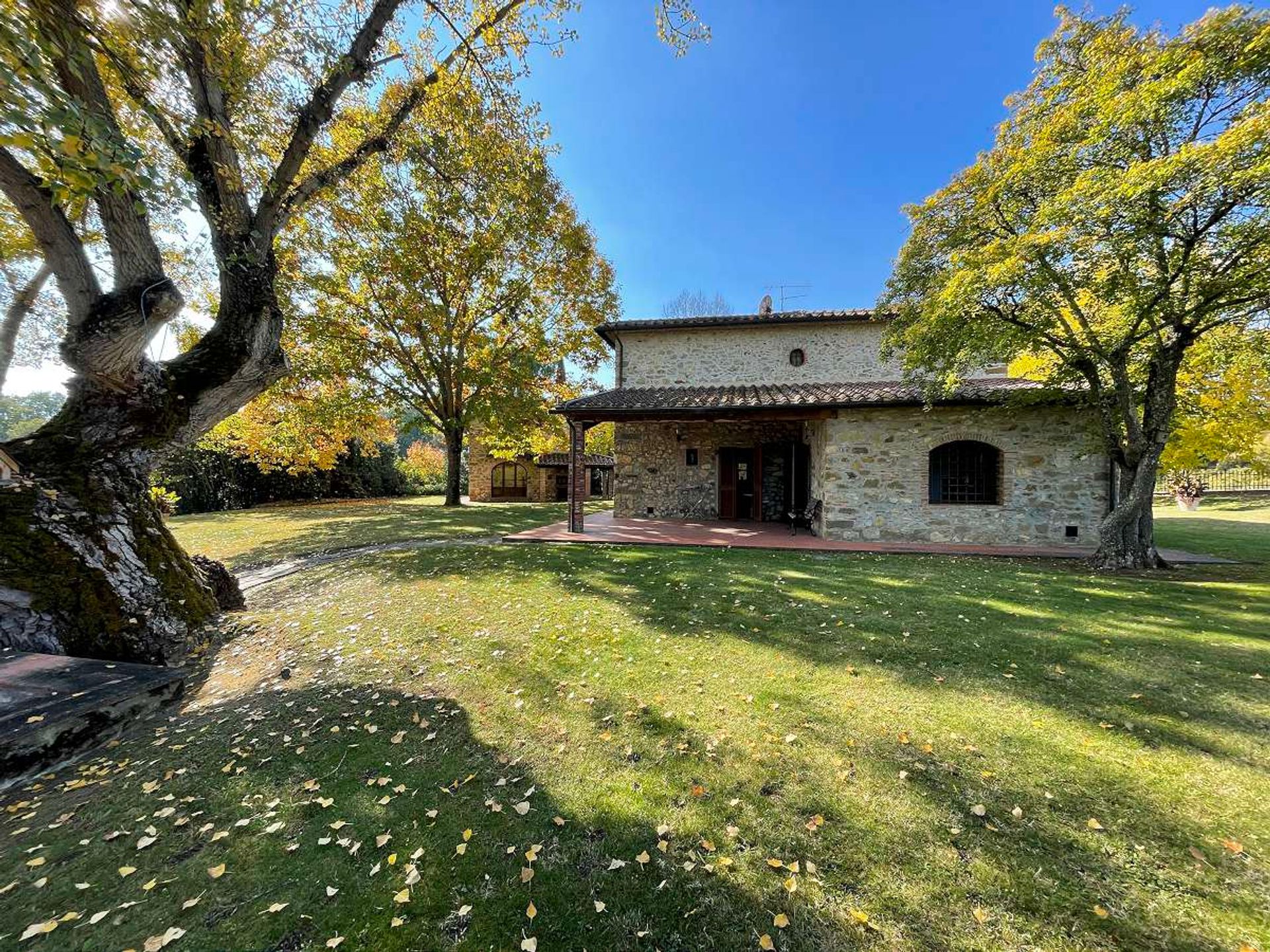 House in Bucine, Tuscany 10094638