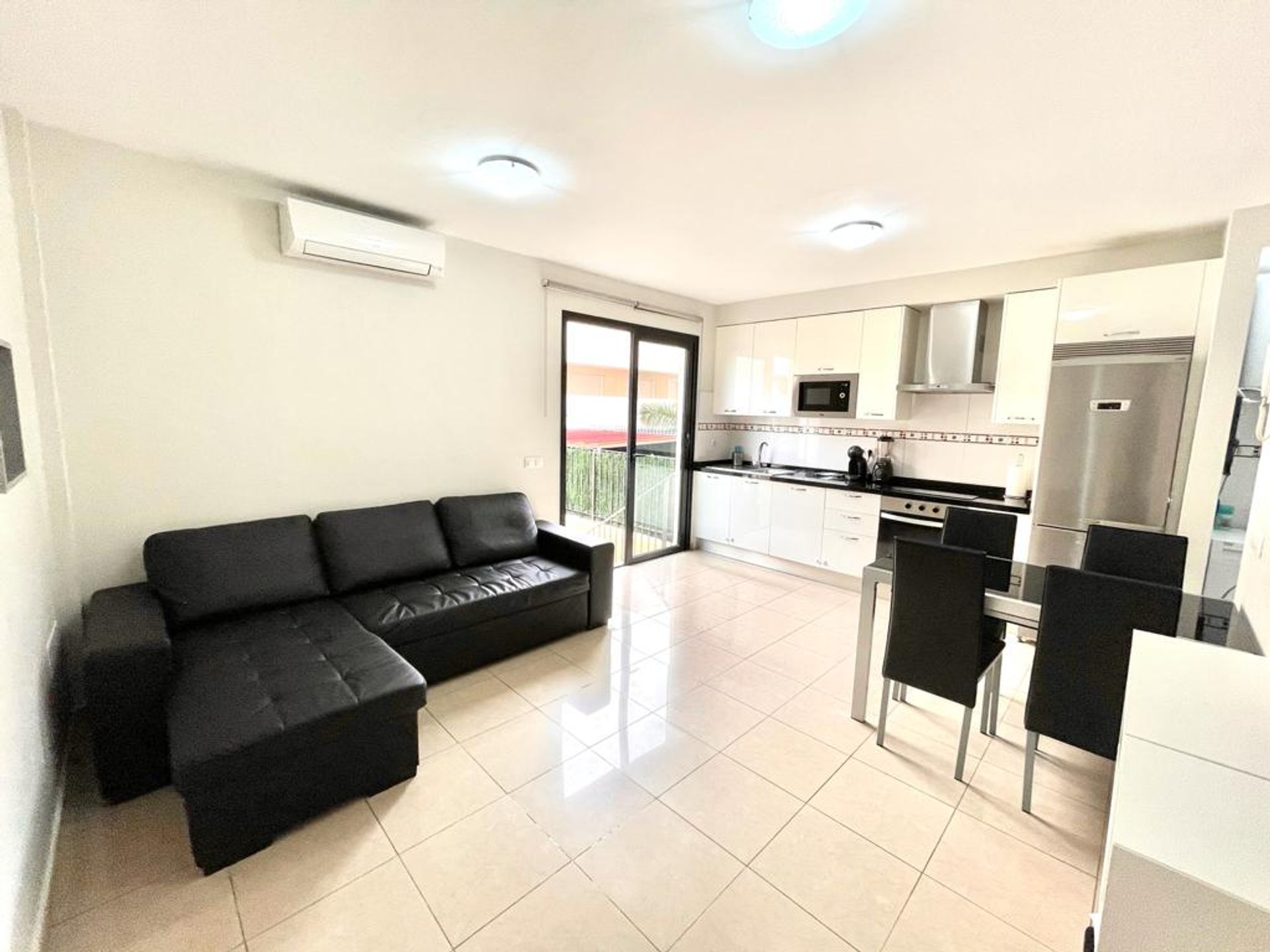 Condominium in Adeje, Tenerife 10094716