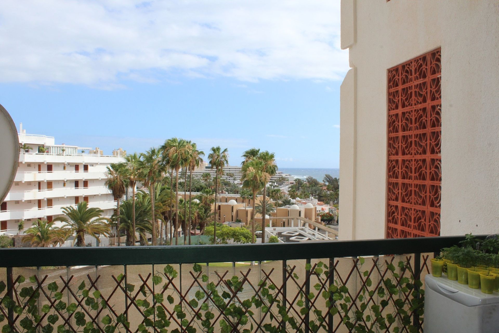 Condominium in Cabo Blanco, Canary Islands 10094738