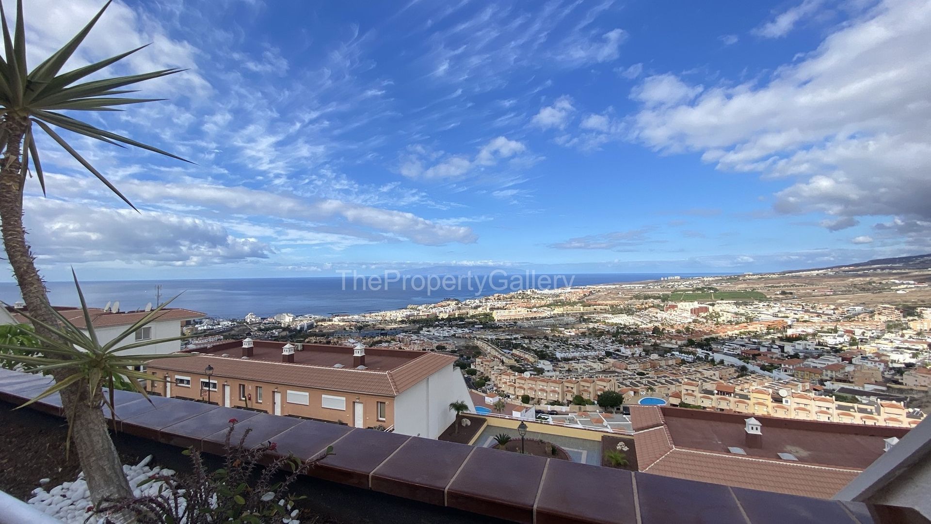 सम्मिलित में Costa Adeje, Tenerife 10094861