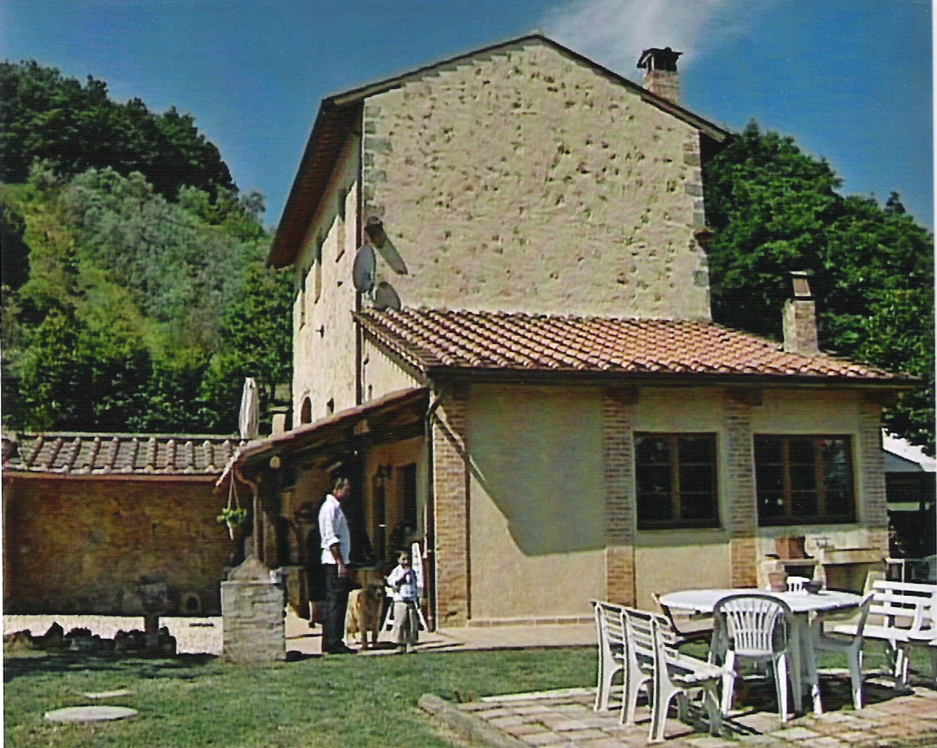 Rumah di Poggibonsi, Tuscany 10094922