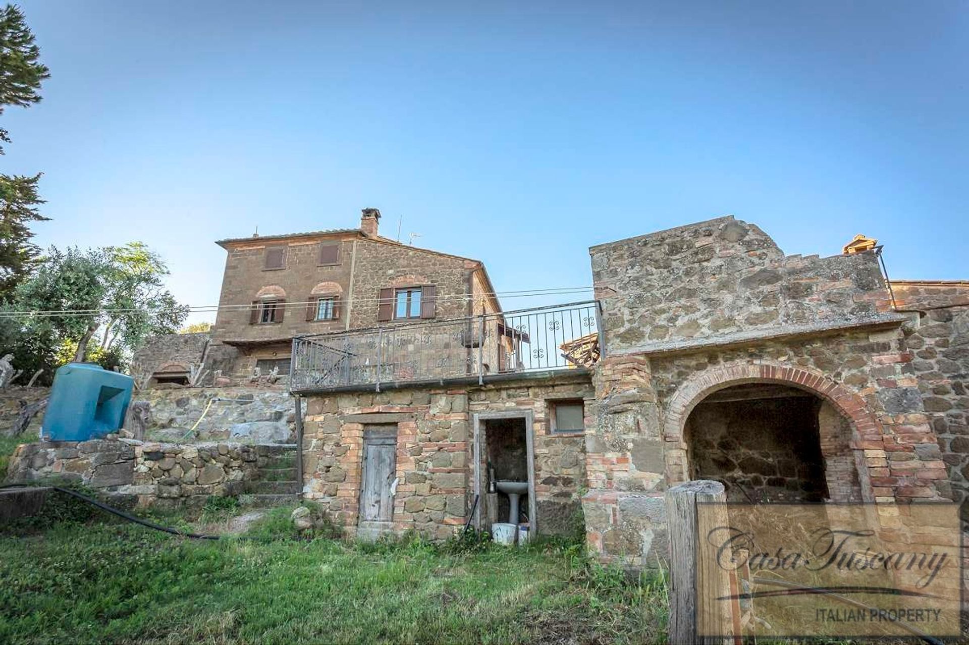 Rumah di Volterra, Tuscany 10094937