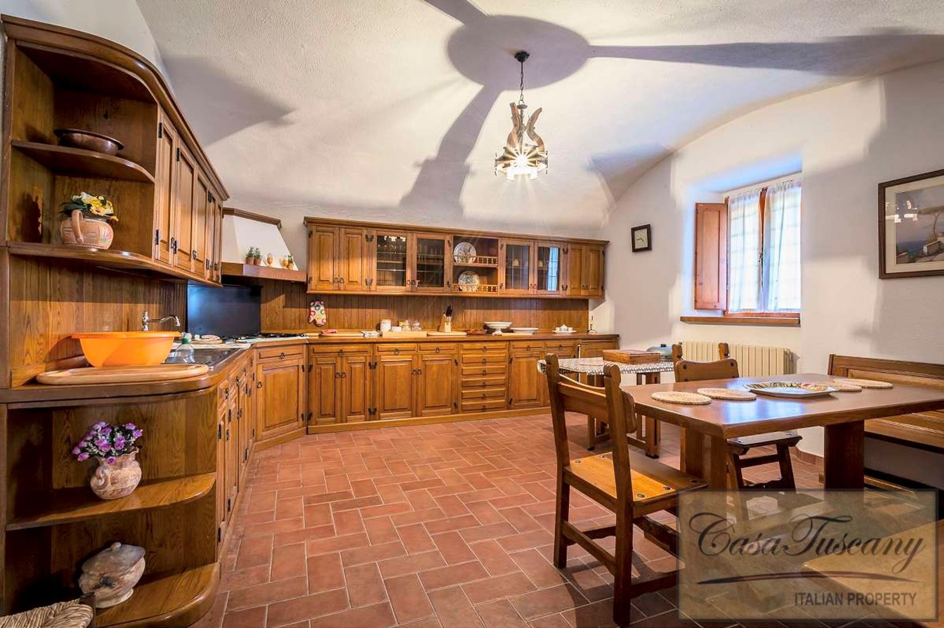 Rumah di Volterra, Tuscany 10094937