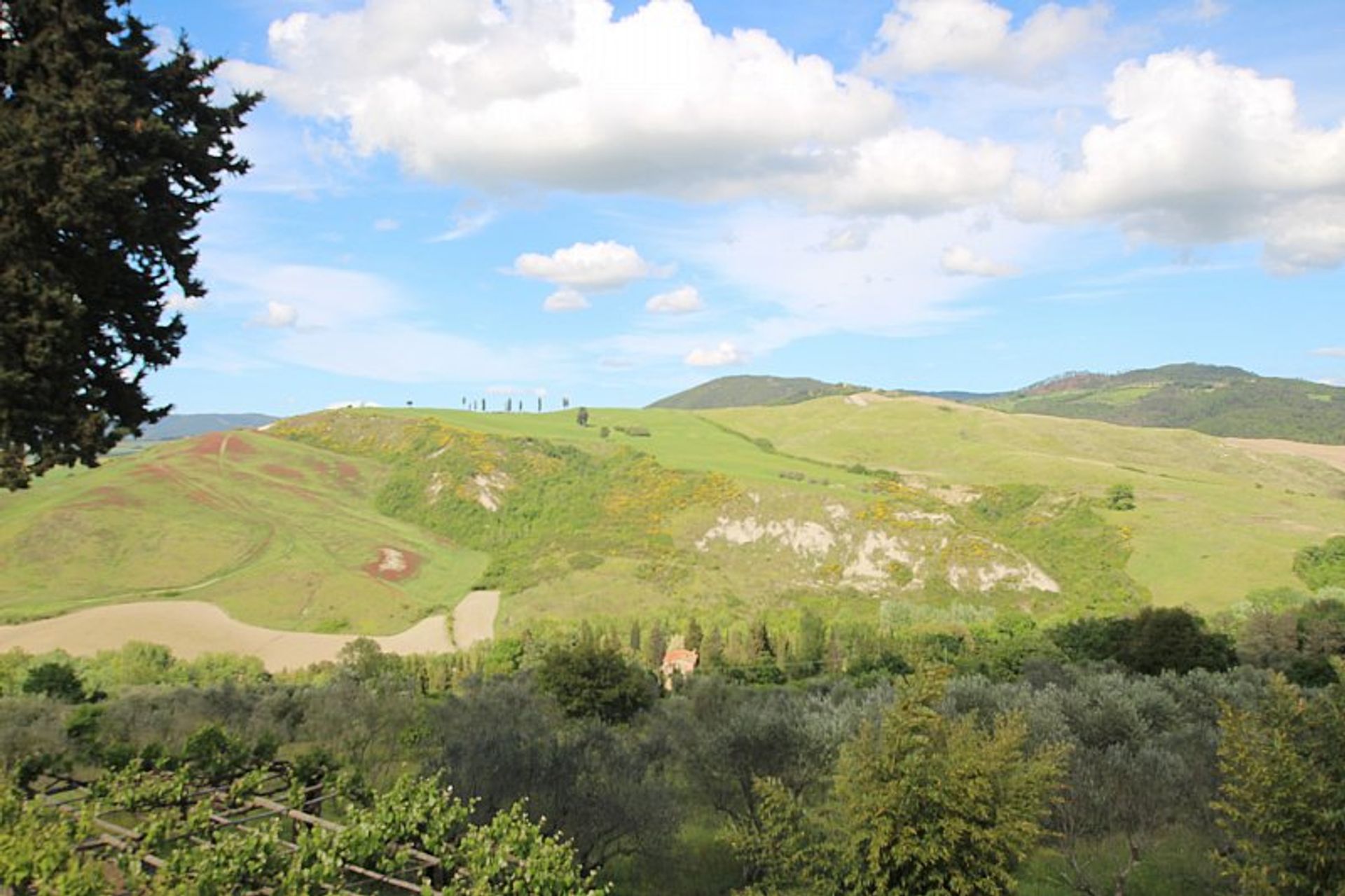 집 에 Volterra, Tuscany 10094963