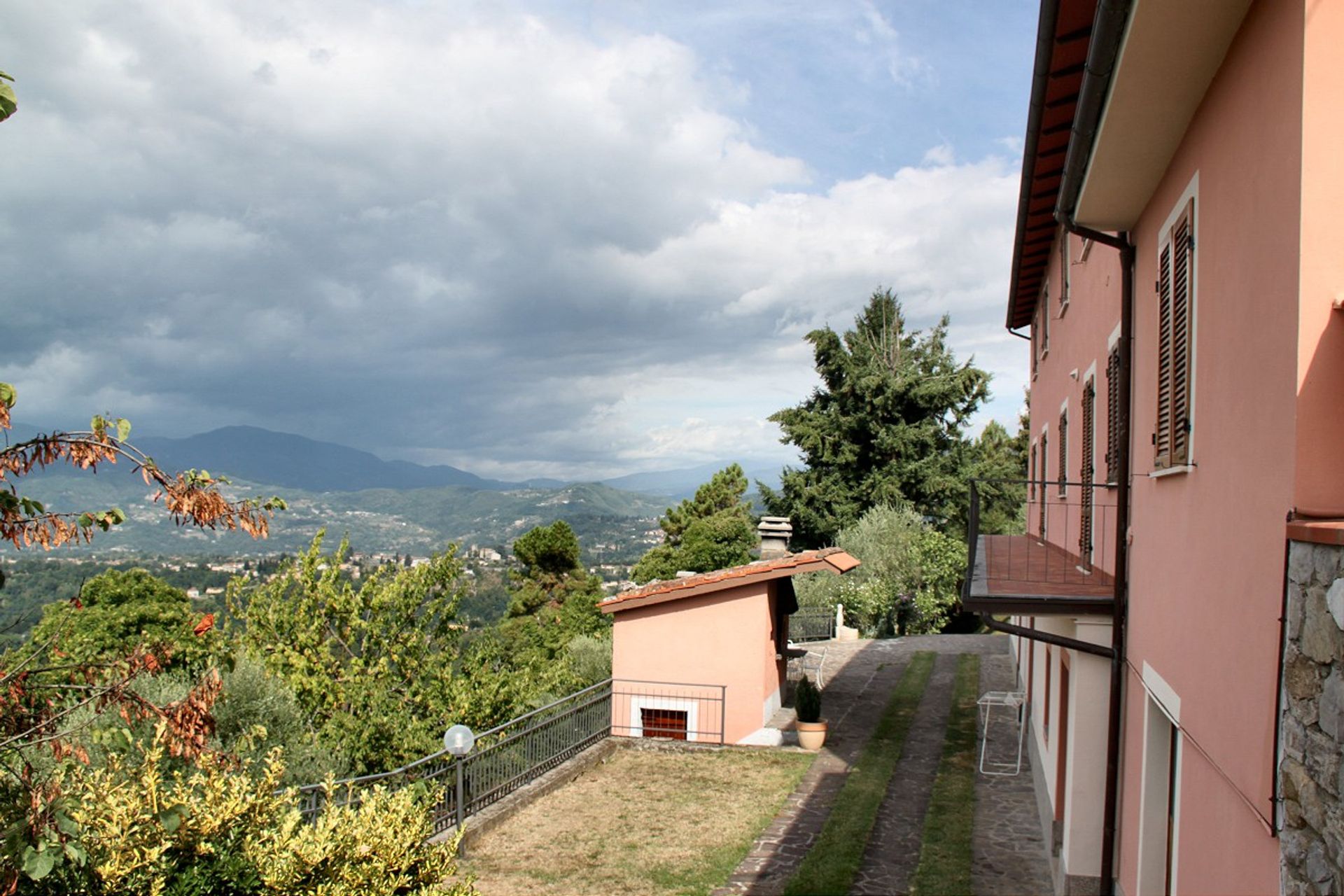 Hus i Barga, Tuscany 10094989