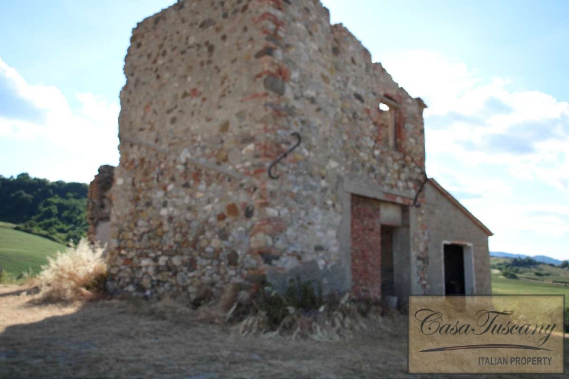 Terre dans Volterra, Tuscany 10095042