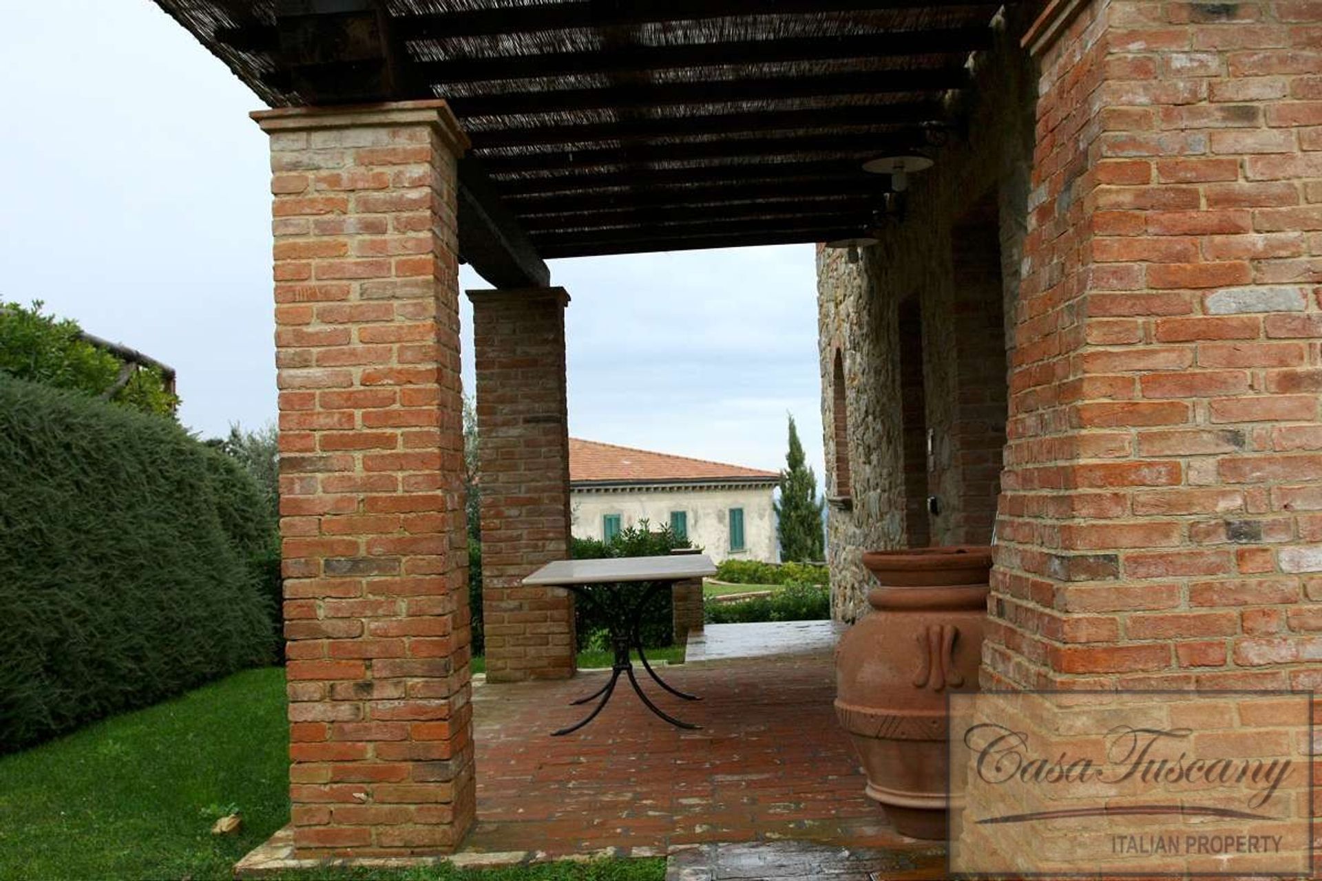 Condominium dans Chianni, Tuscany 10095054