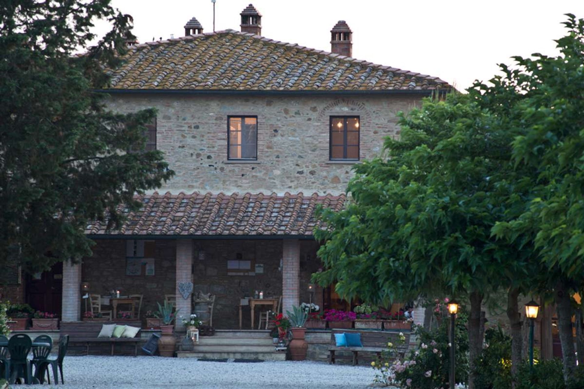 بيت في Volterra, Tuscany 10095078