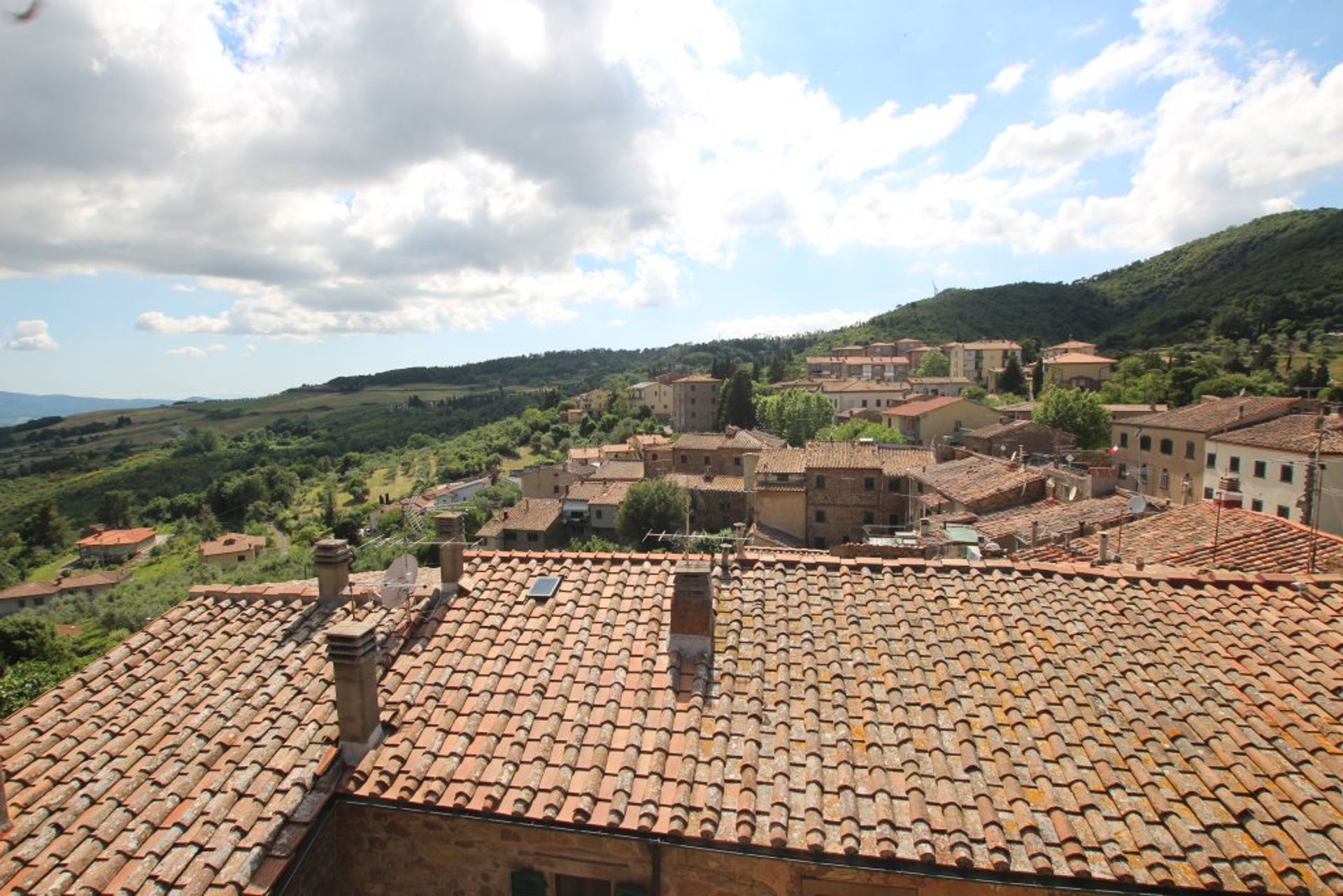 Condominium in Montecatini Val Di Cecina, Tuscany 10095085