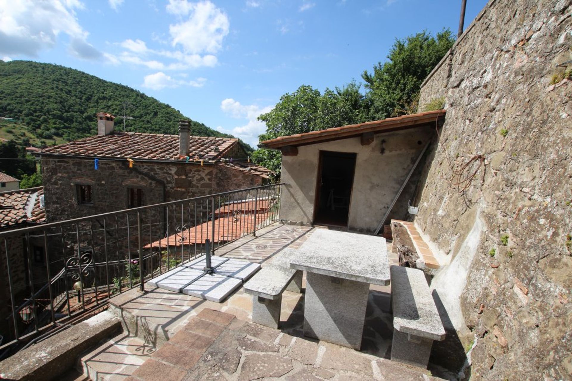 Condominium in Montecatini Val Di Cecina, Tuscany 10095085