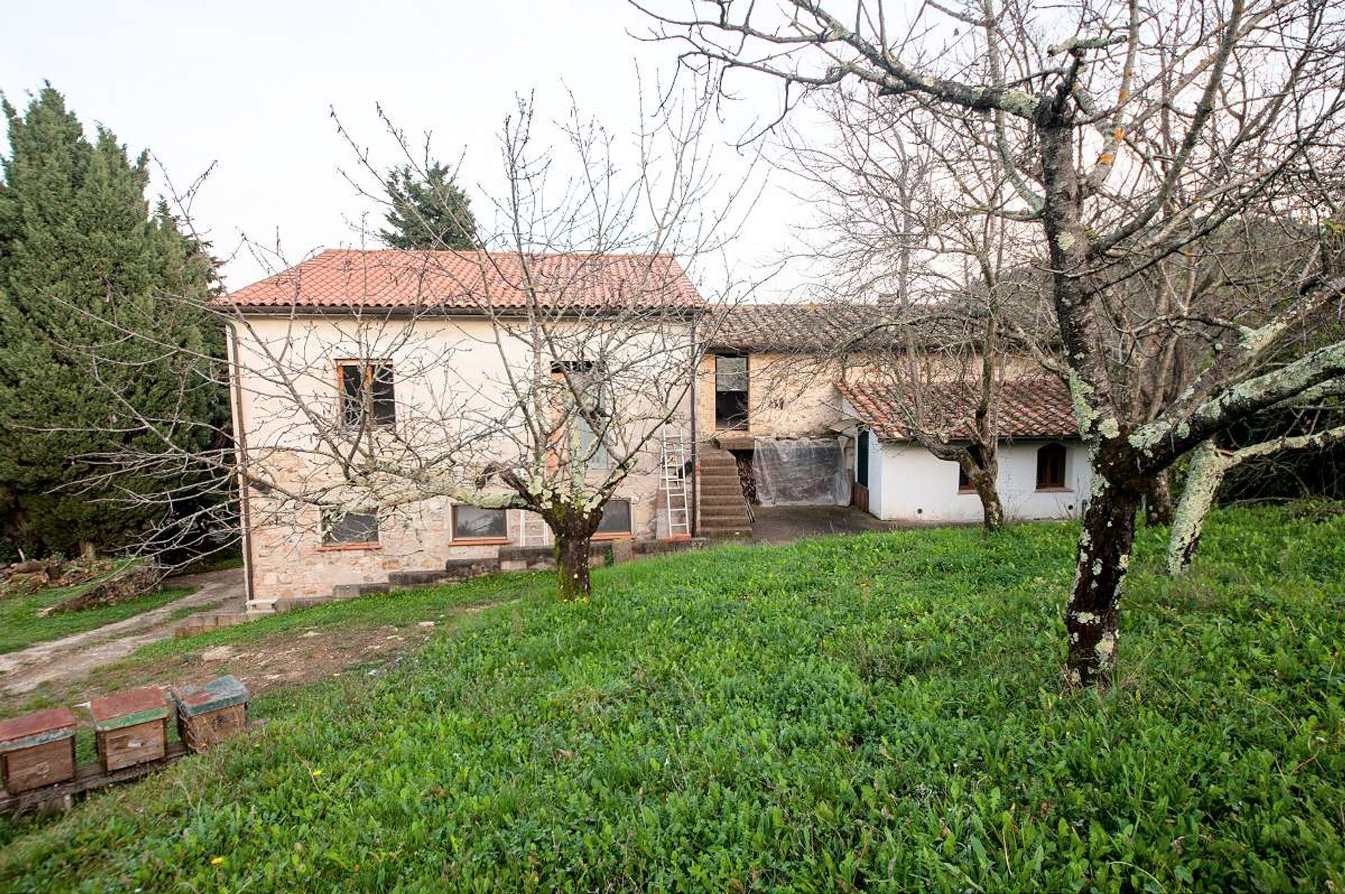 rumah dalam Chianni, Tuscany 10095088