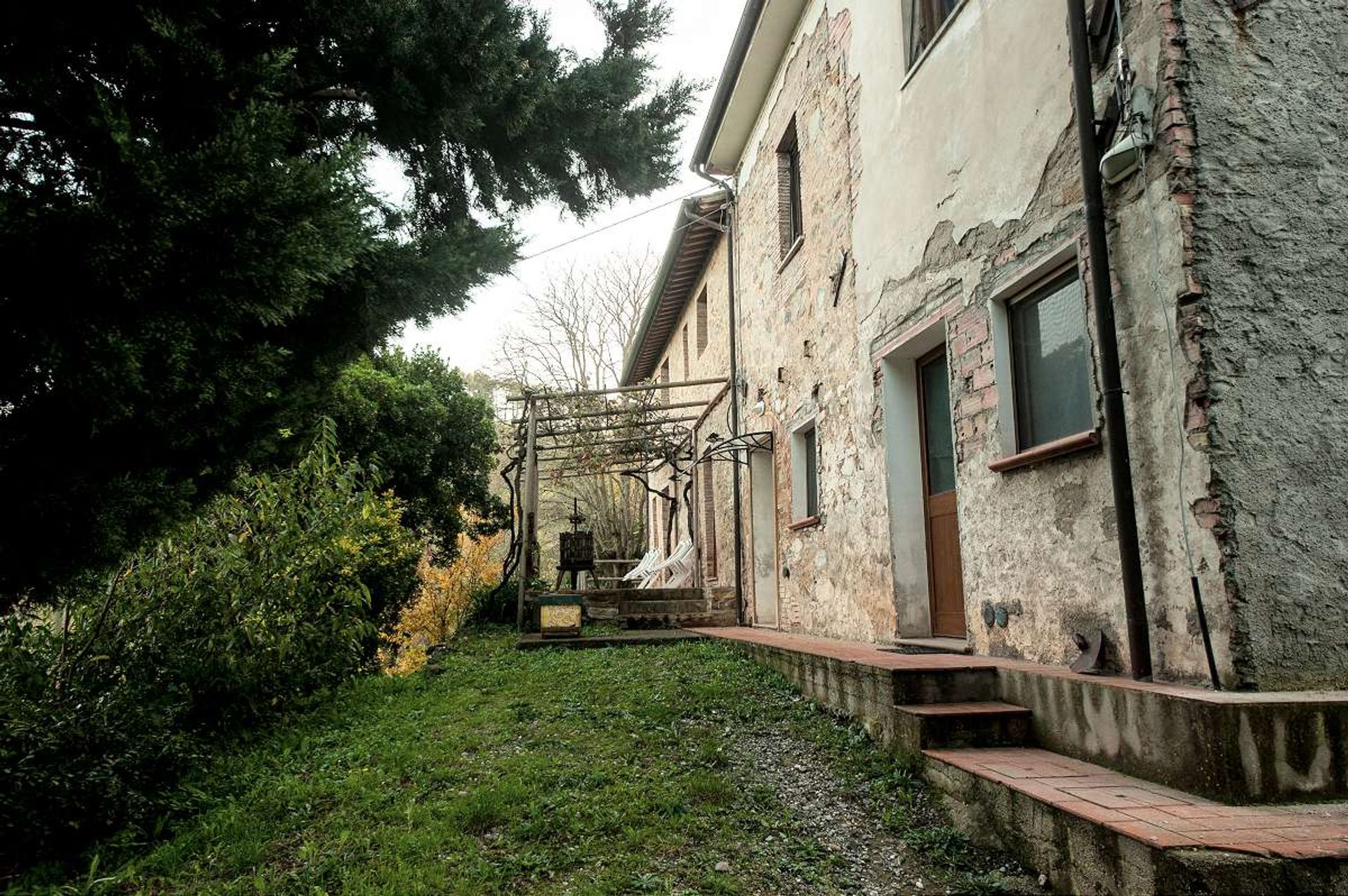 rumah dalam Chianni, Tuscany 10095088