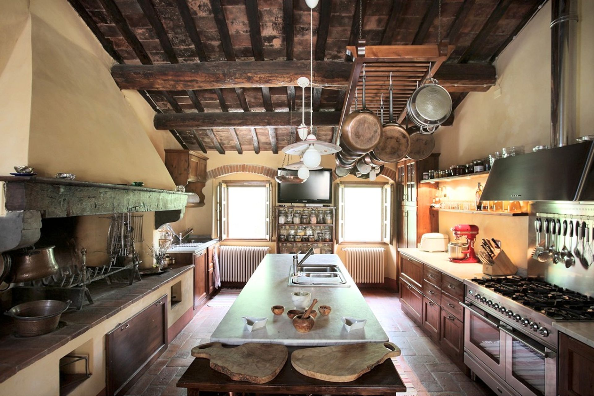 casa en Castiglion Fiorentino, Tuscany 10095098