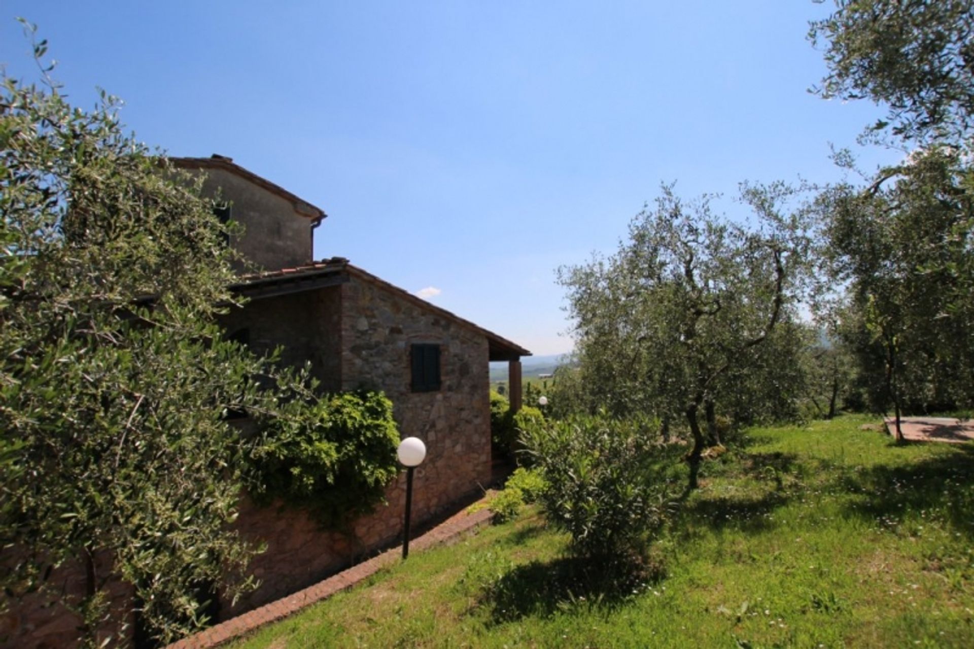 rumah dalam Chianni, Tuscany 10095109