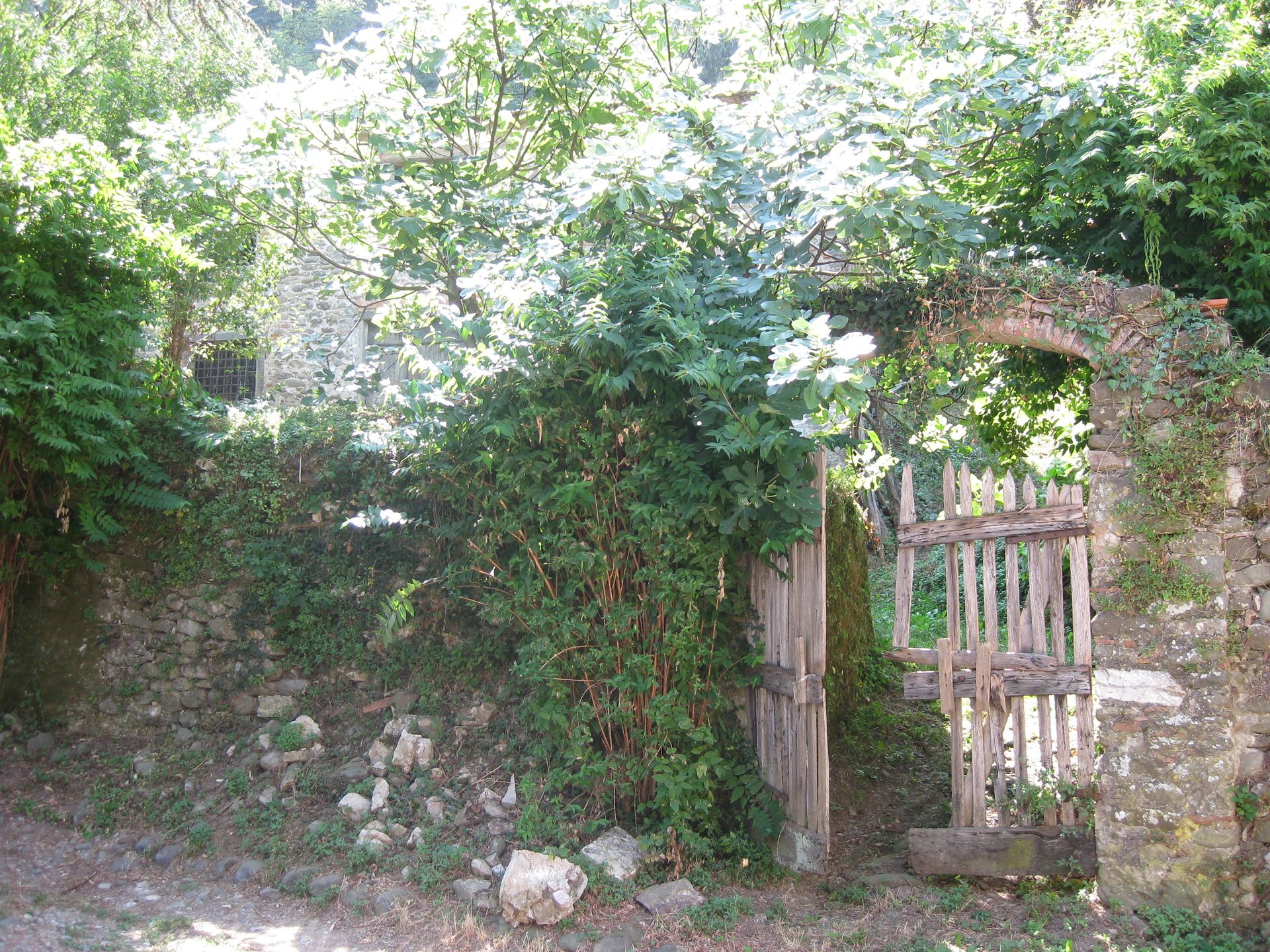 Rumah di Borgo A Mozzano, Tuscany 10095160