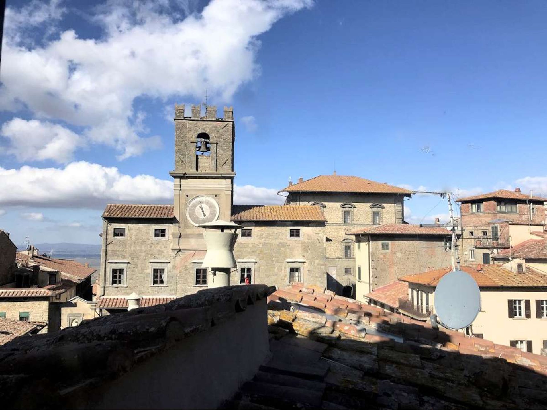 Osakehuoneisto sisään Cortona, Tuscany 10095200