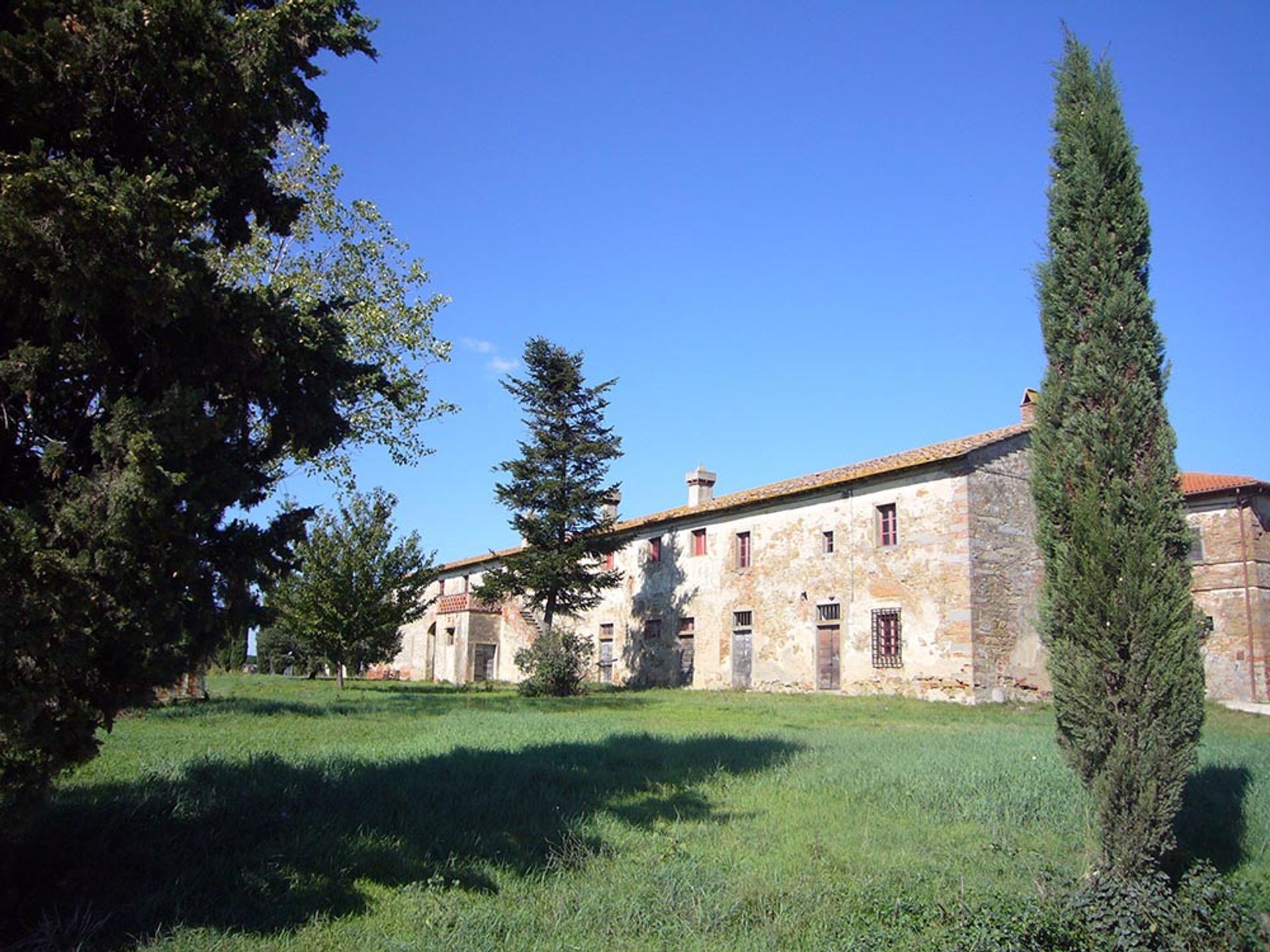 Rumah di Castiglion Fiorentino, Tuscany 10095205