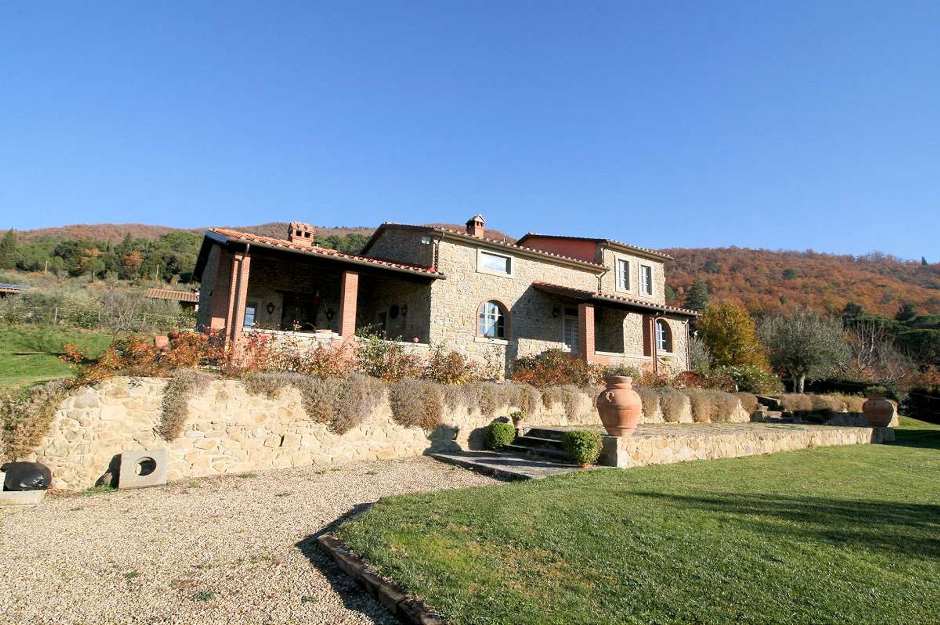 casa no Loro Ciuffenna, Tuscany 10095207