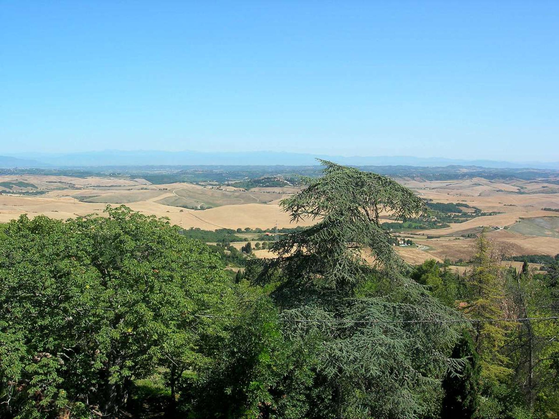 Condominium in Lajatico, Tuscany 10095215