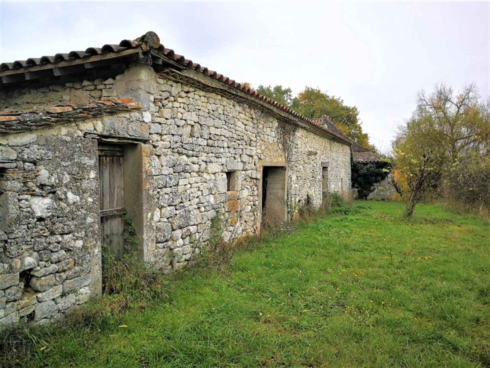 Dom w Bergerac, Nouvelle-Aquitaine 10095462