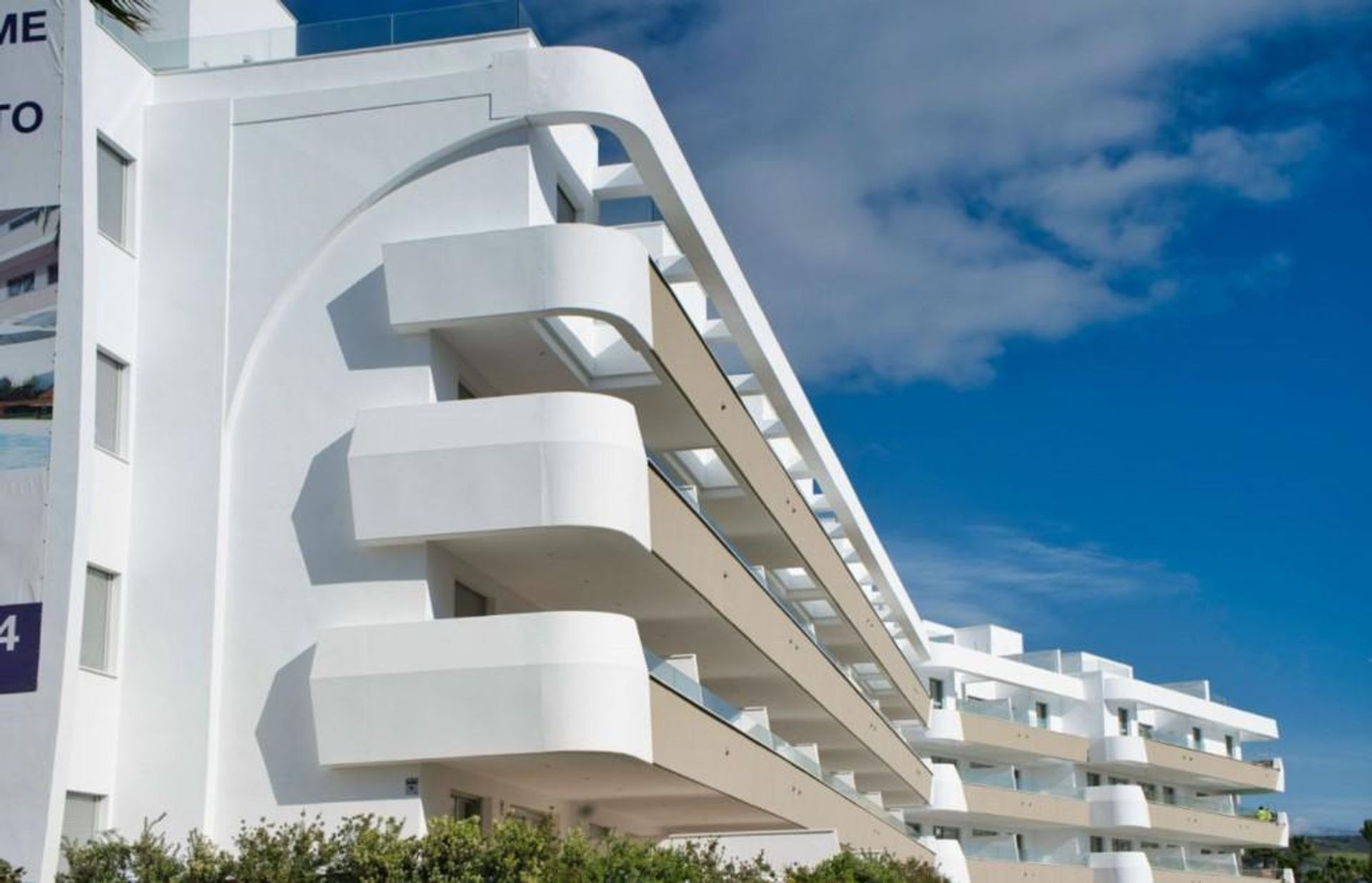 Condominium in Sotogrande, Cádiz 10095611