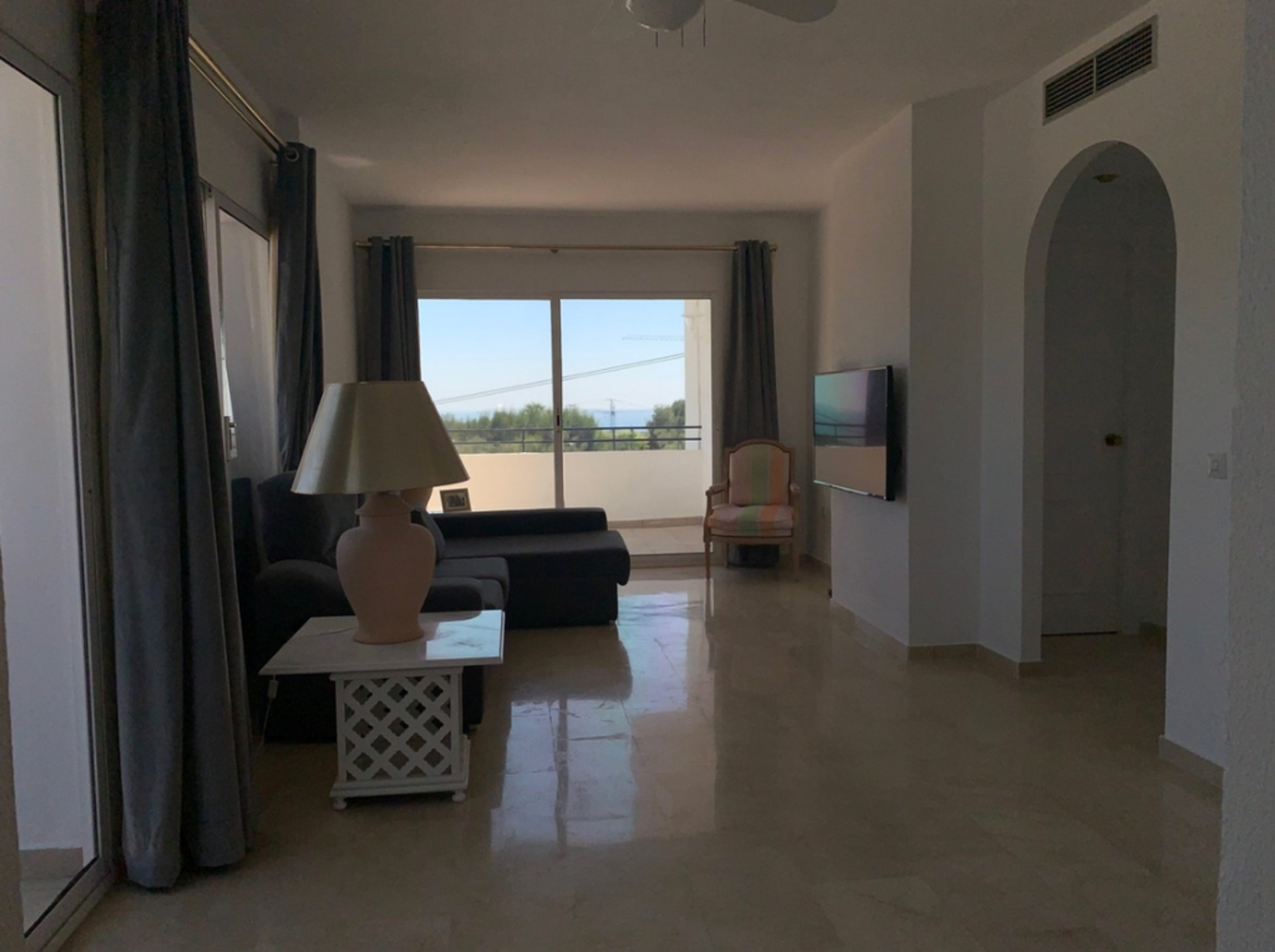 Кондоминиум в Estepona, Málaga 10095896