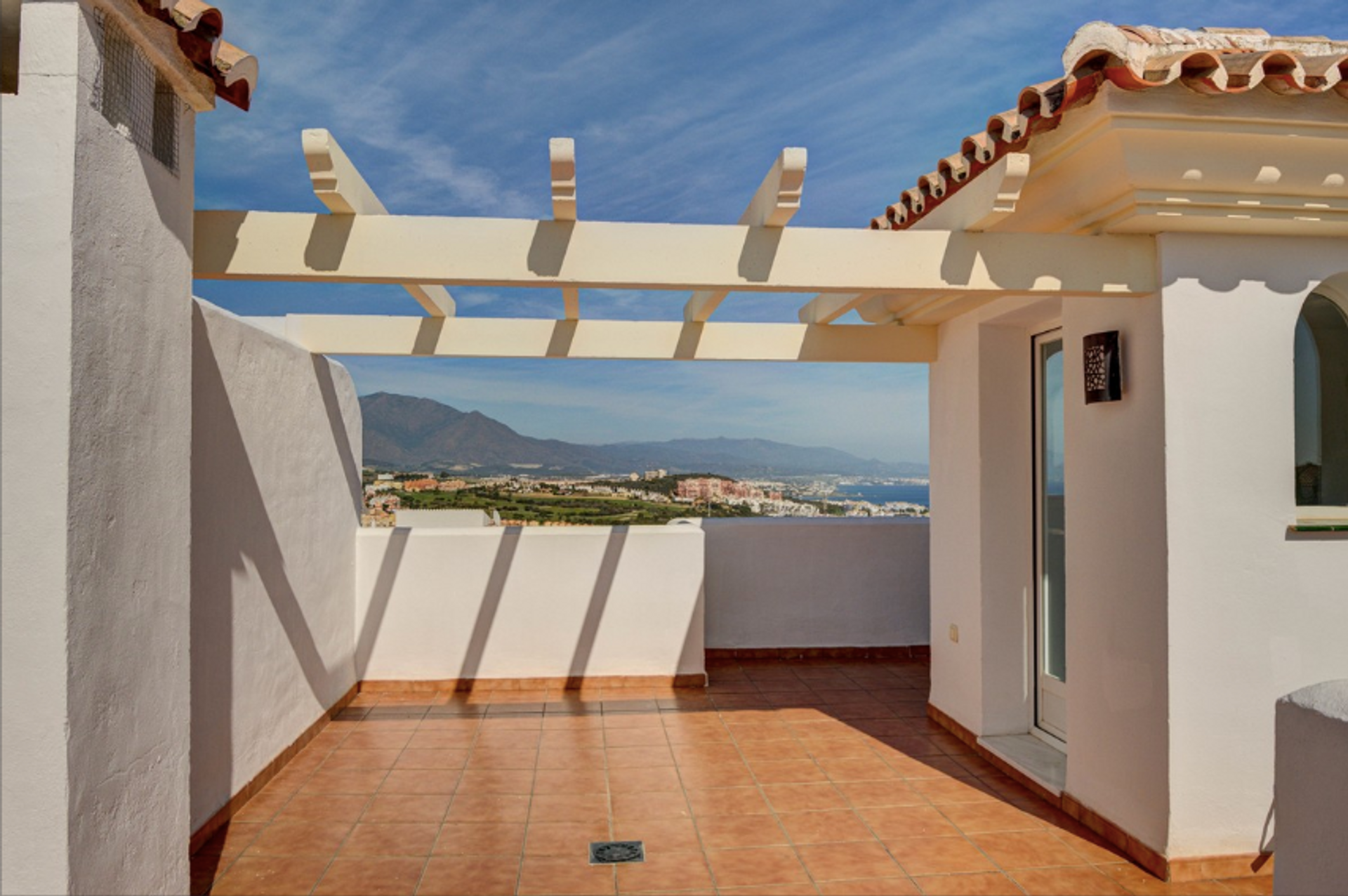 Haus im Castillo de Sabinillas, Andalusien 10095916