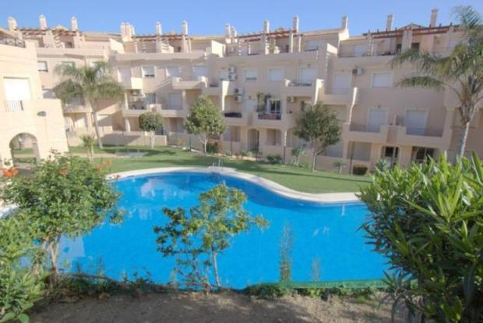 Condominio nel Duquesa, Málaga 10096024