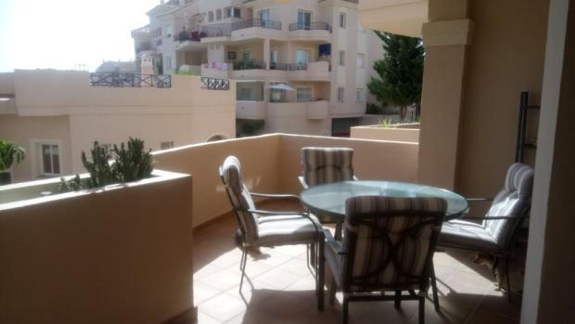 Condominio nel Duquesa, Málaga 10096024