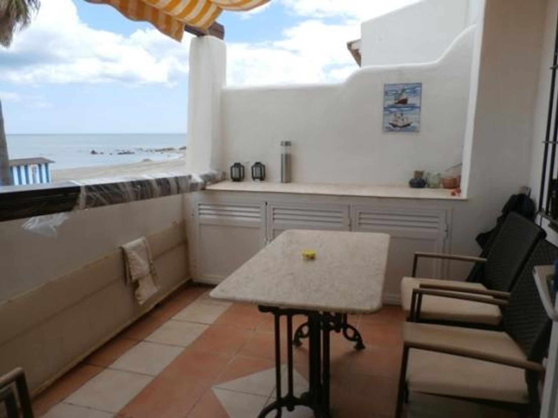 Condominium in Castillo de Sabinillas, Andalusië 10096044