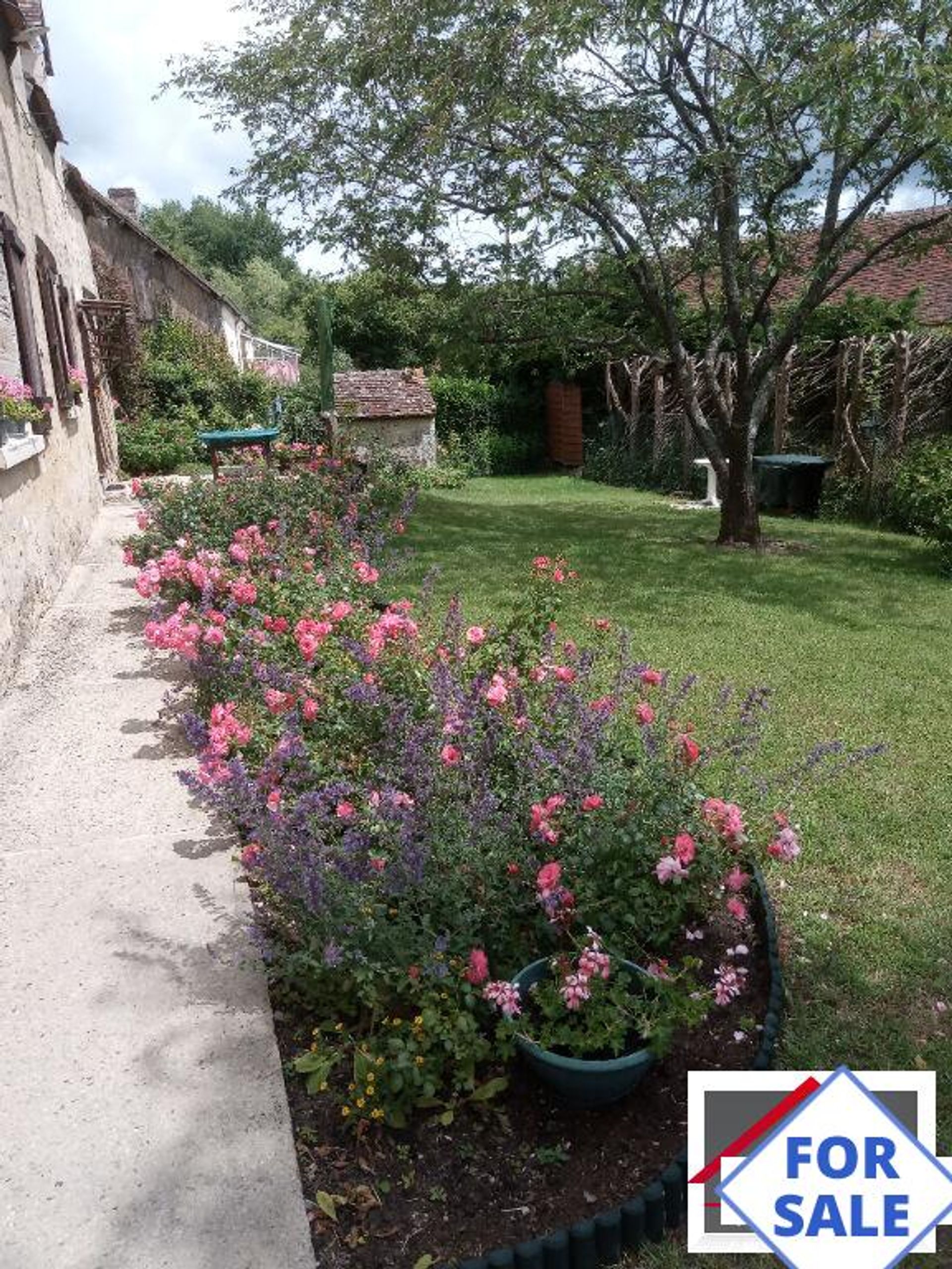 Huis in Mortagne-au-Perche, Basse-Normandie 10096404