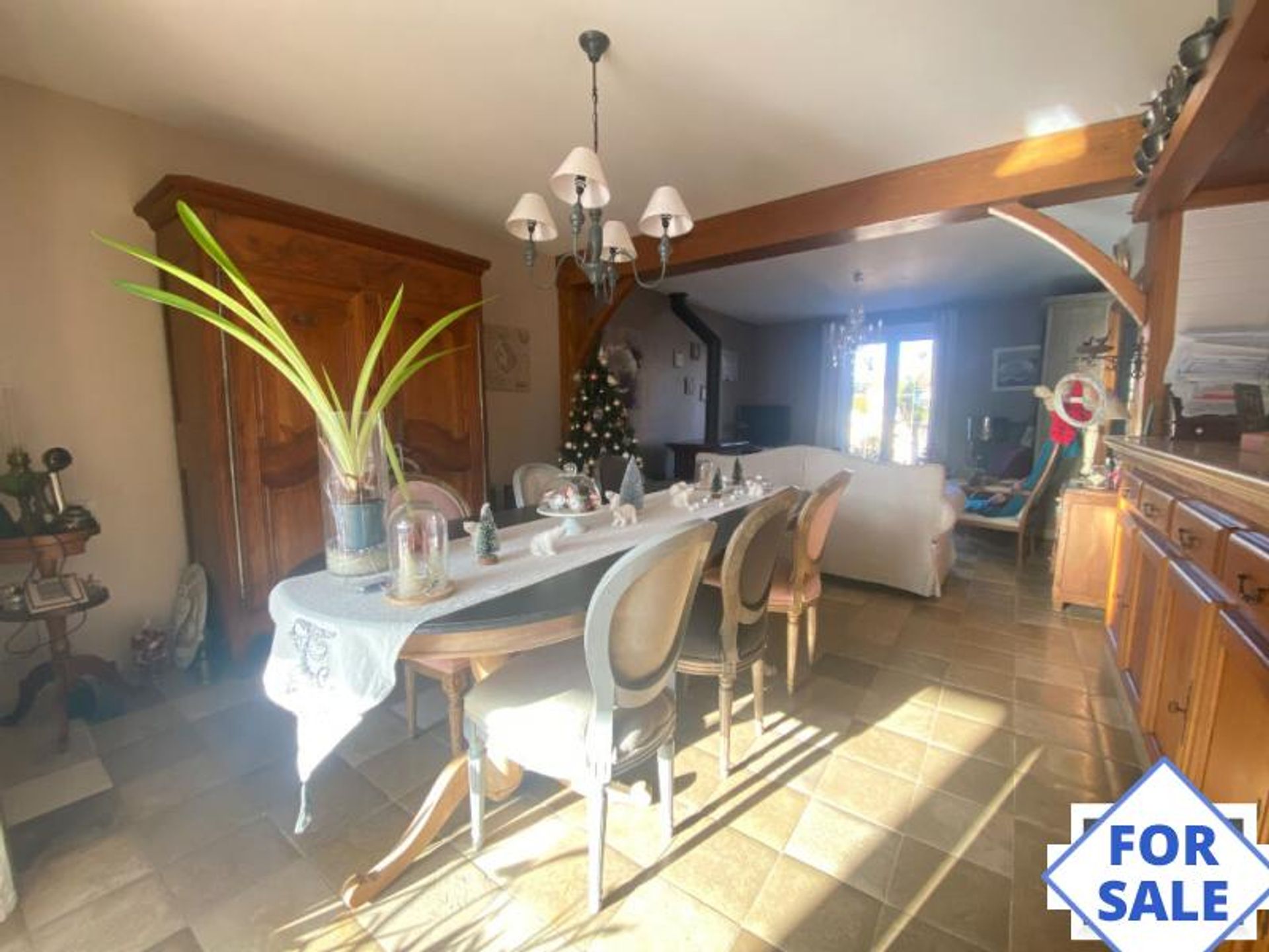 House in Mamers, Pays de la Loire 10096515