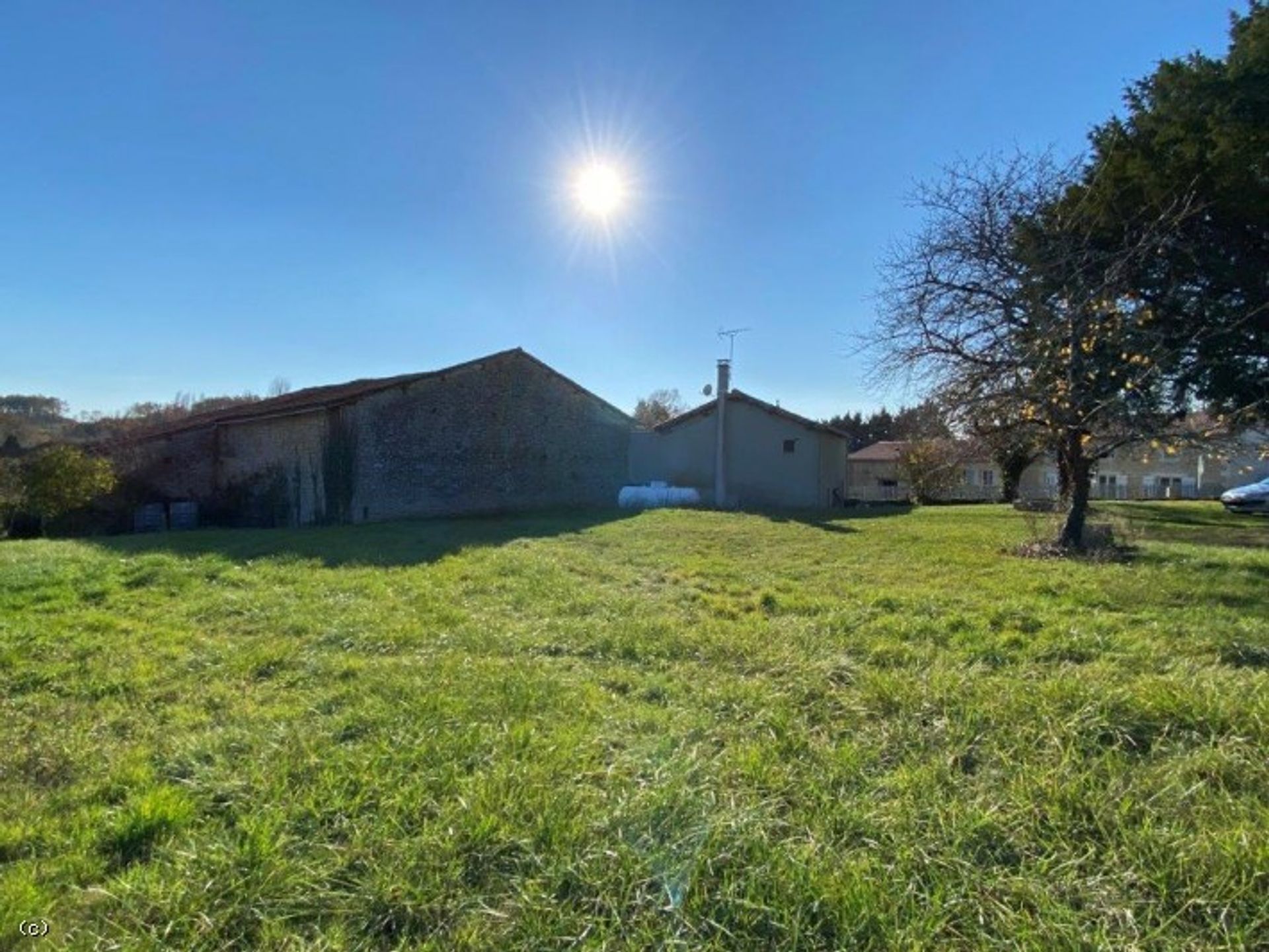 Hus i Aunac, Nouvelle-Aquitaine 10096576